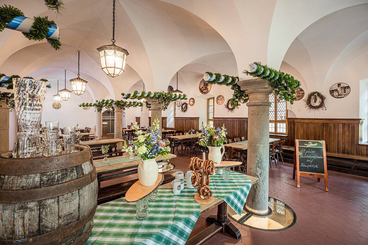 AMERON Neuschwanstein Alpsee Resort & Spa Schloss Bräustüberl 拱頂餐廳
