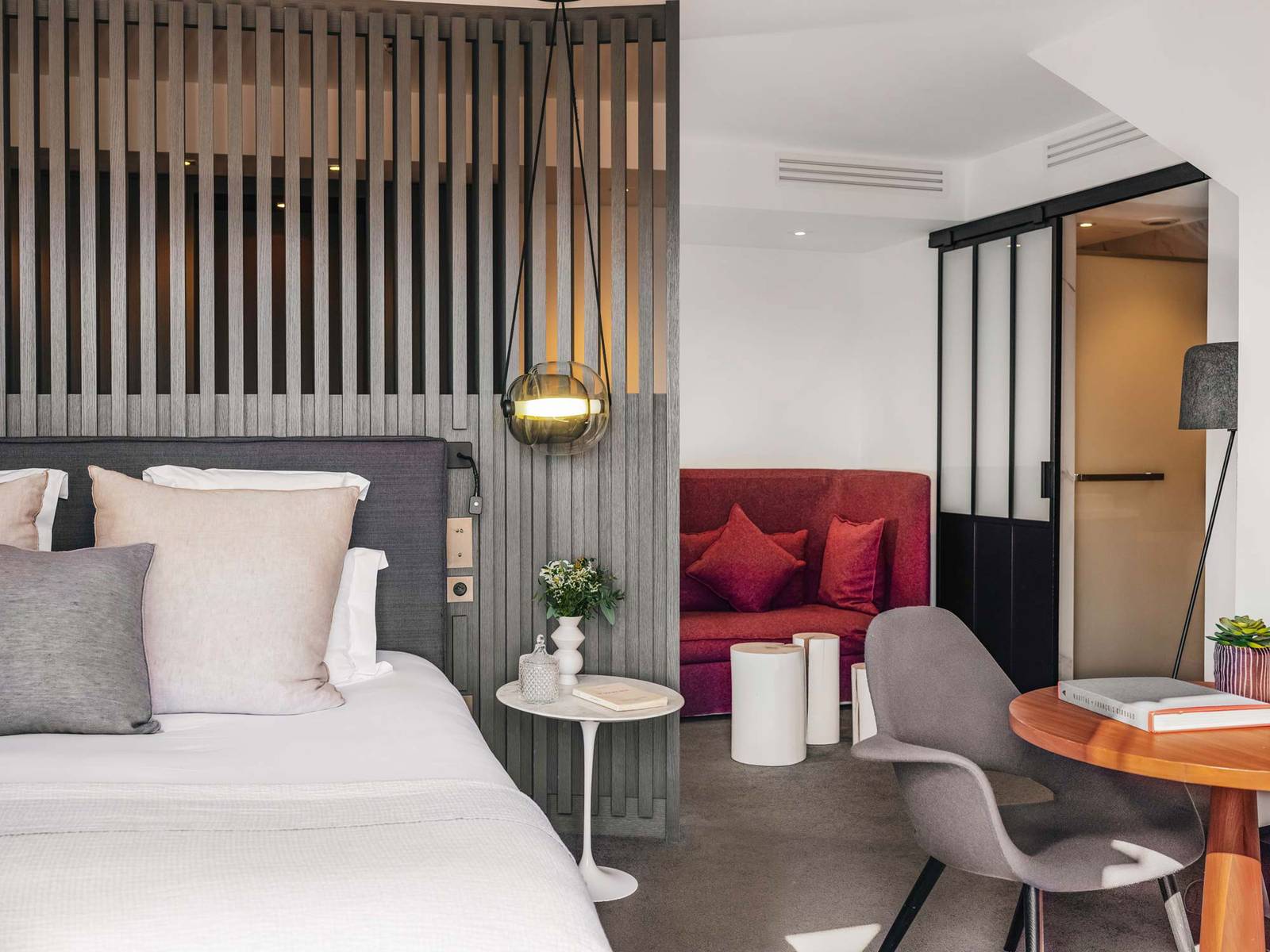 雷恩 Balthazar Hôtel & Spa Junior Suite 臥室與起居角落