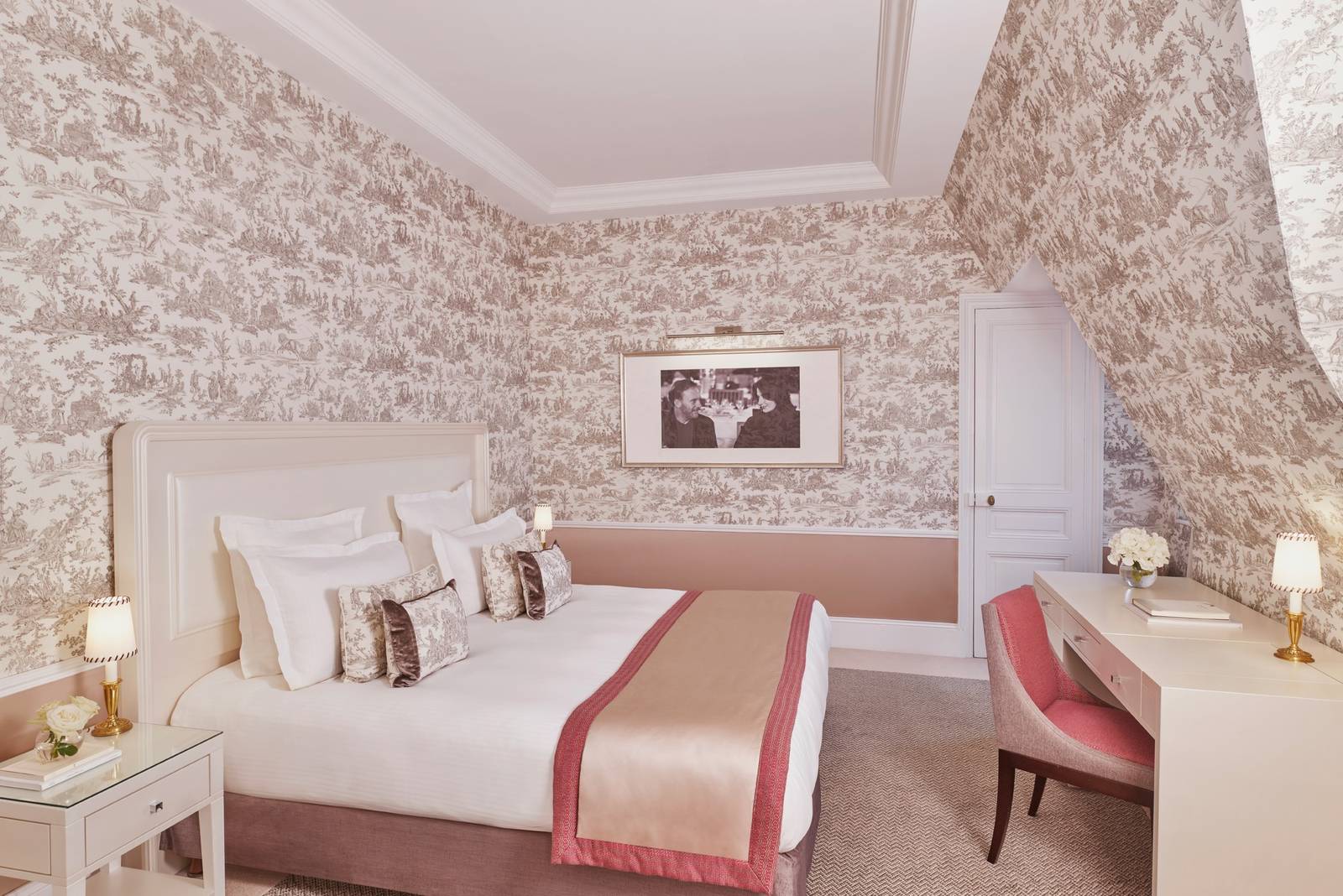 多維爾 Hôtel Barrière Le Normandy Un homme et une femme 套房臥室