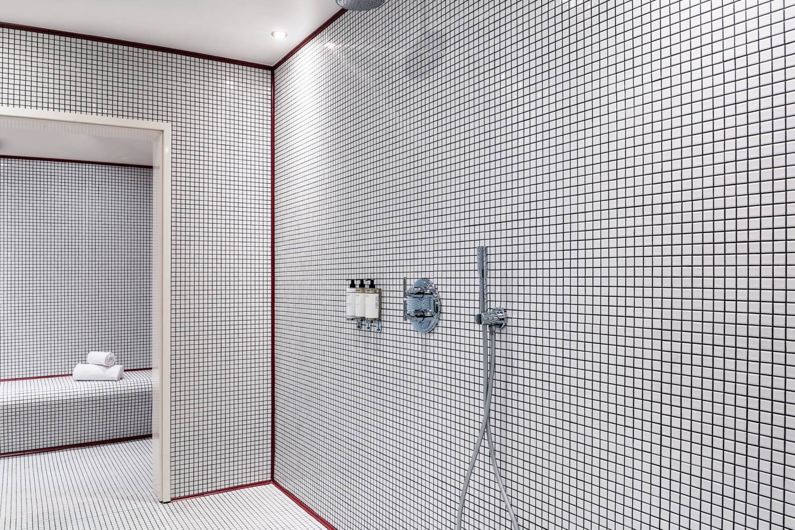 里昂 Carlton Hotel Lyon CODAGE Spa 淋浴區
