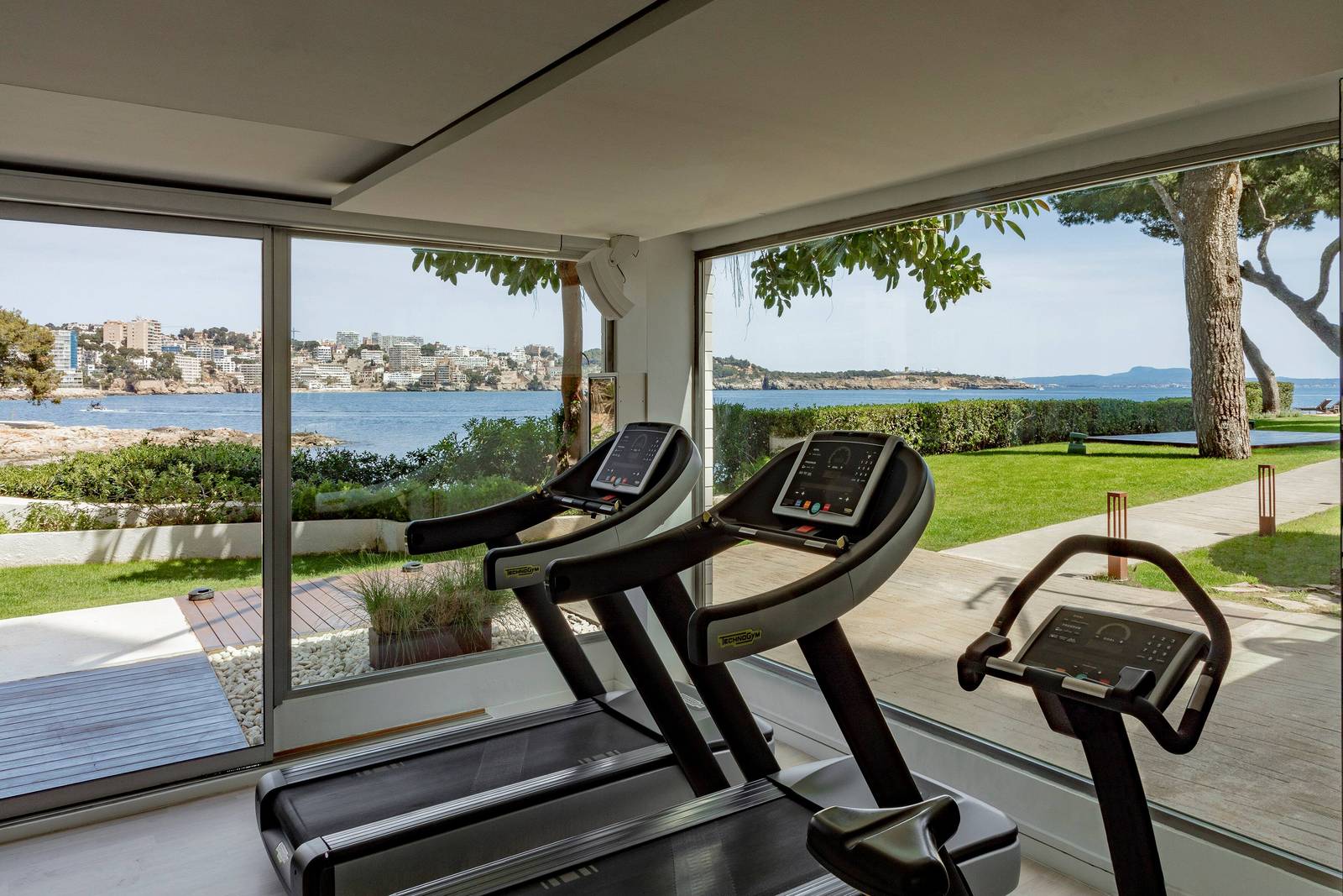 Hotel de Mar Gran Meliá 面海健身房