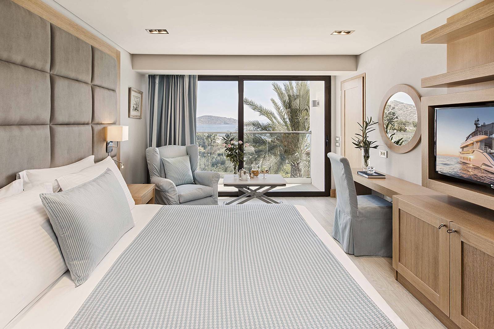 Elounda Bay Palace Deluxe 海景客房