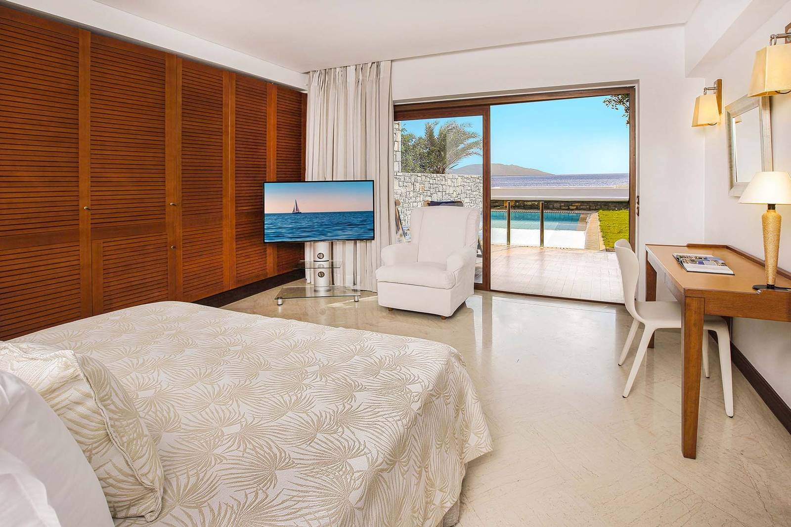 Elounda Beach Luxury Bungalow 海景私人泳池平房
