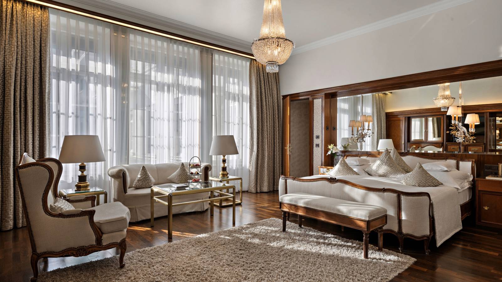 海德堡 Der Europäische Hof Junior Suite 起居與睡眠區