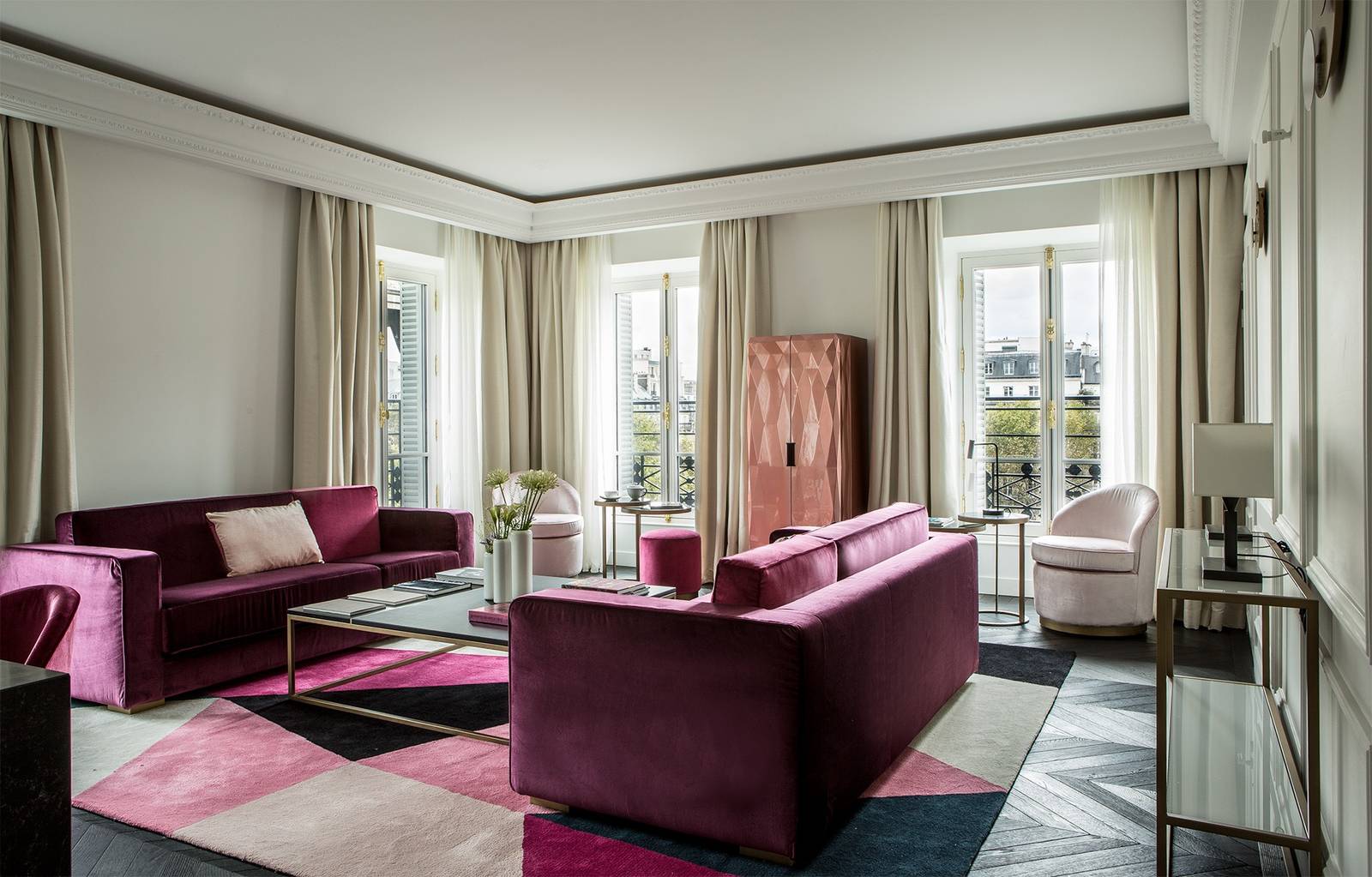 Fauchon L'Hôtel Paris 瑪德蓮套房起居室