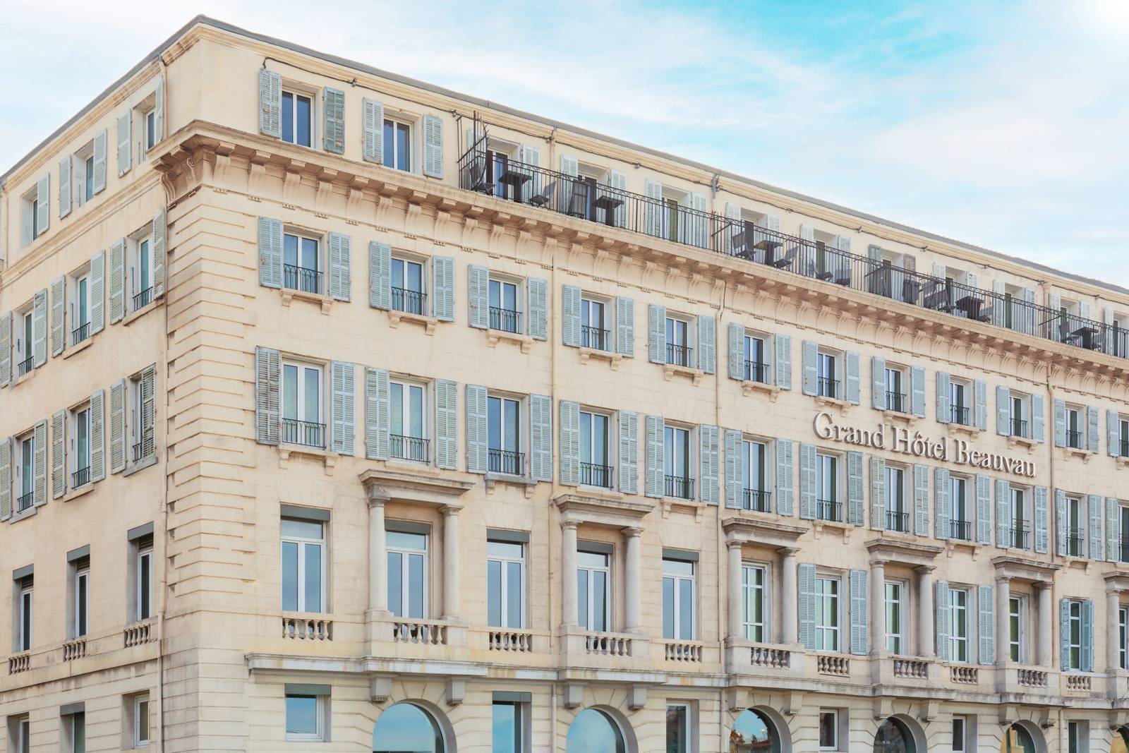 馬賽 Grand Hôtel Beauvau 面向舊港的歷史建築立面