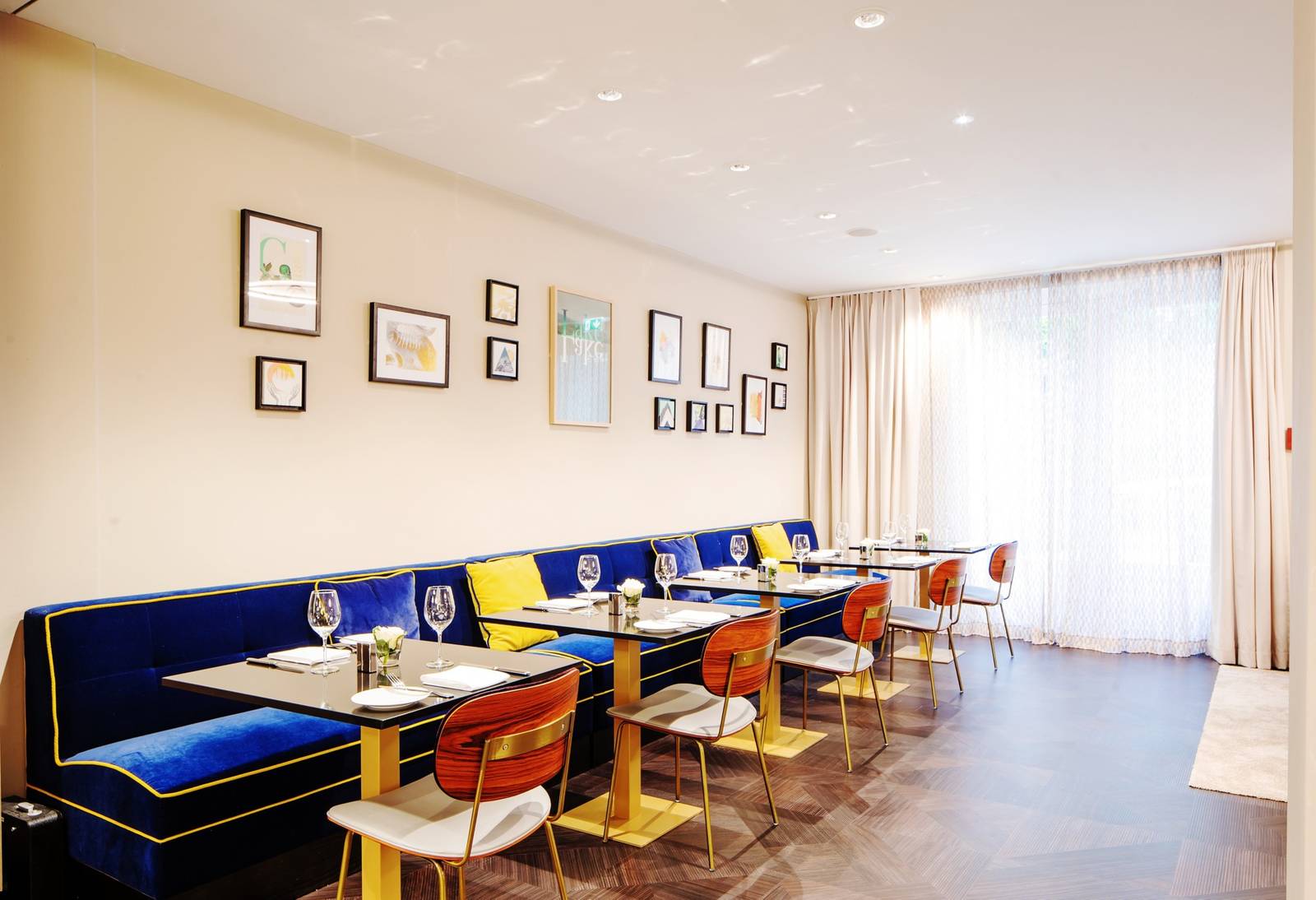 布雷根茲 Grand Hotel Bregenz DIVVY 餐廳沙發座區