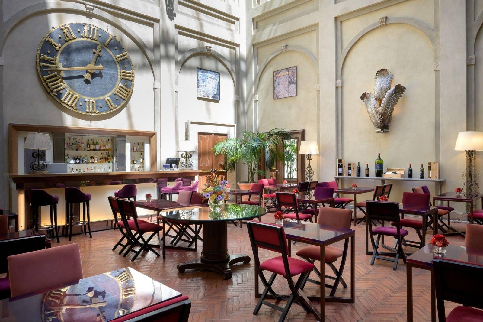 Grand Hotel Continental 中庭 Lounge Bar 座位區