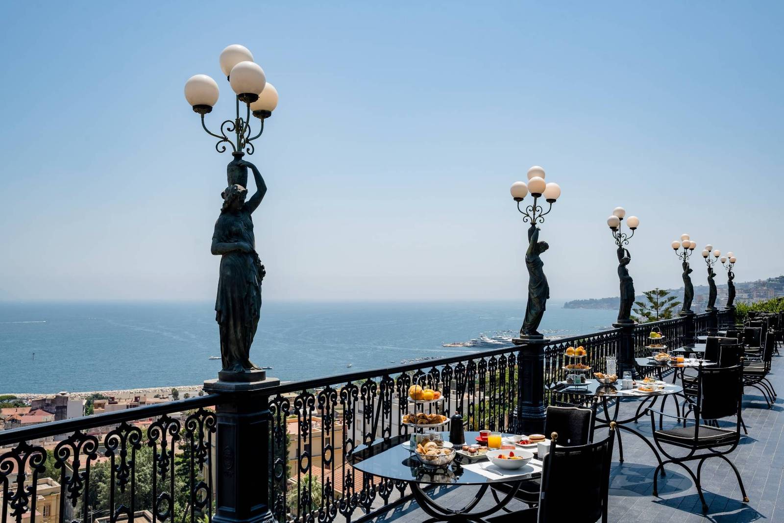 拿坡里 Grand Hotel Parker's Bidder Terrace 露台早餐與海景