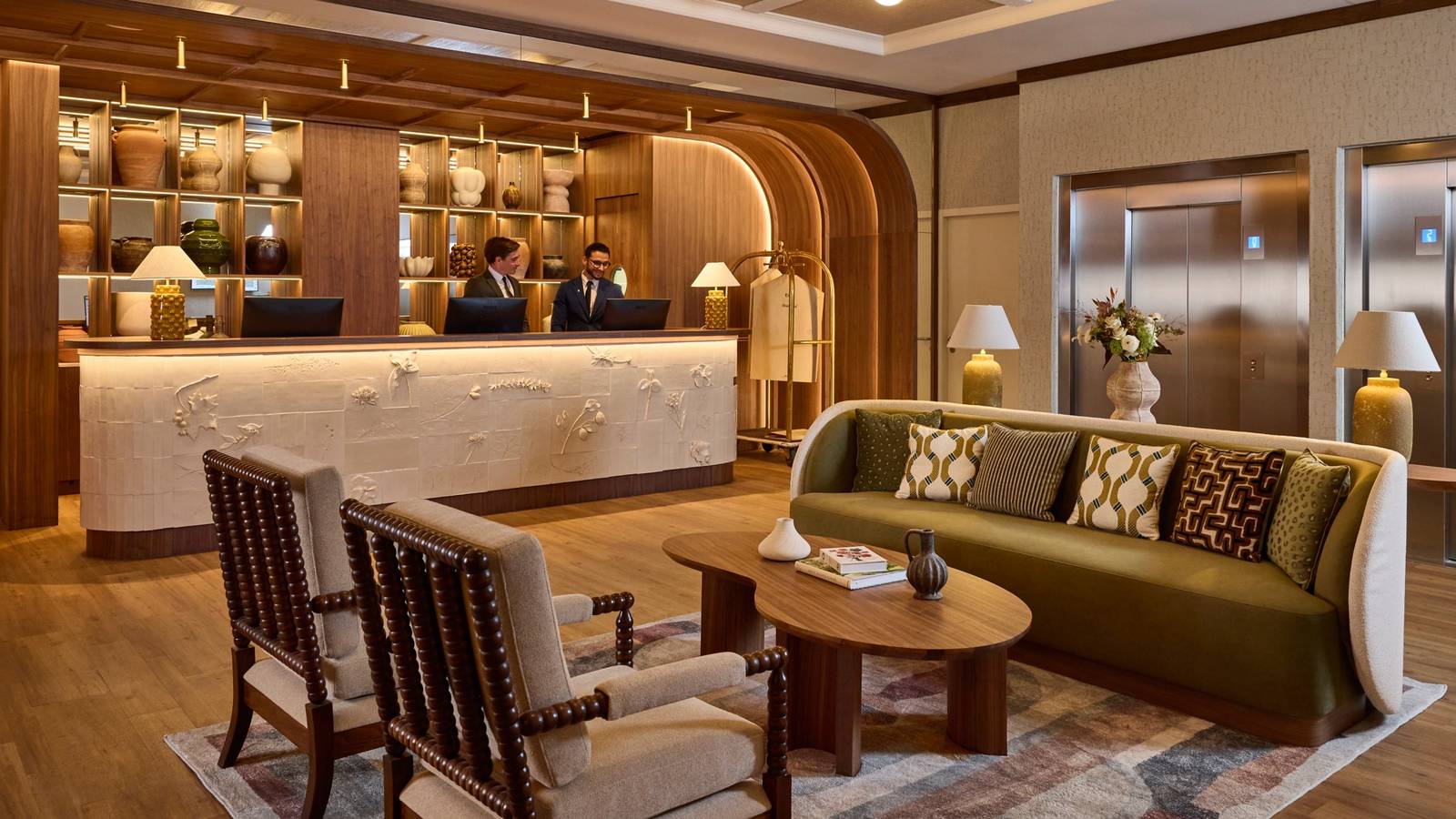艾克斯 Grand Hôtel Roi René大廳接待處與沙發區
