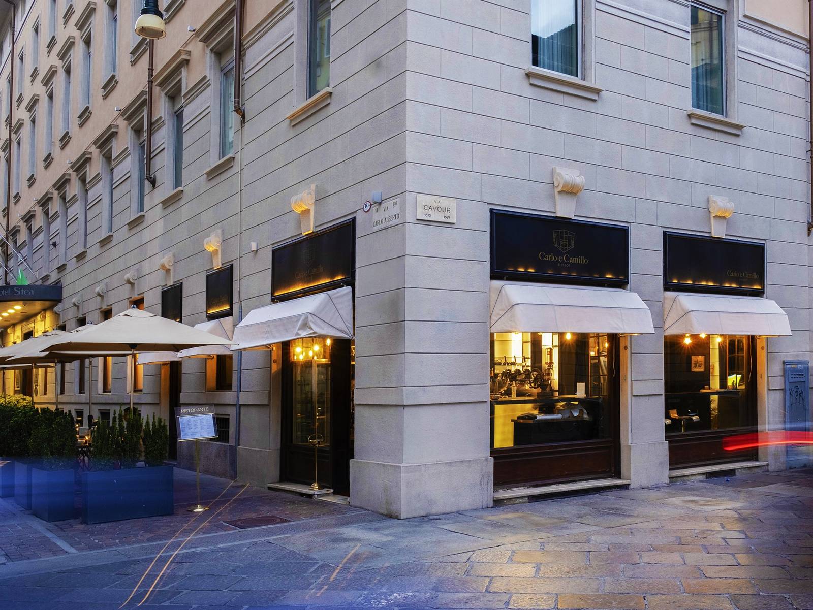 杜林 Grand Hotel Sitea 街角的 Carlo e Camillo 小酒館外觀