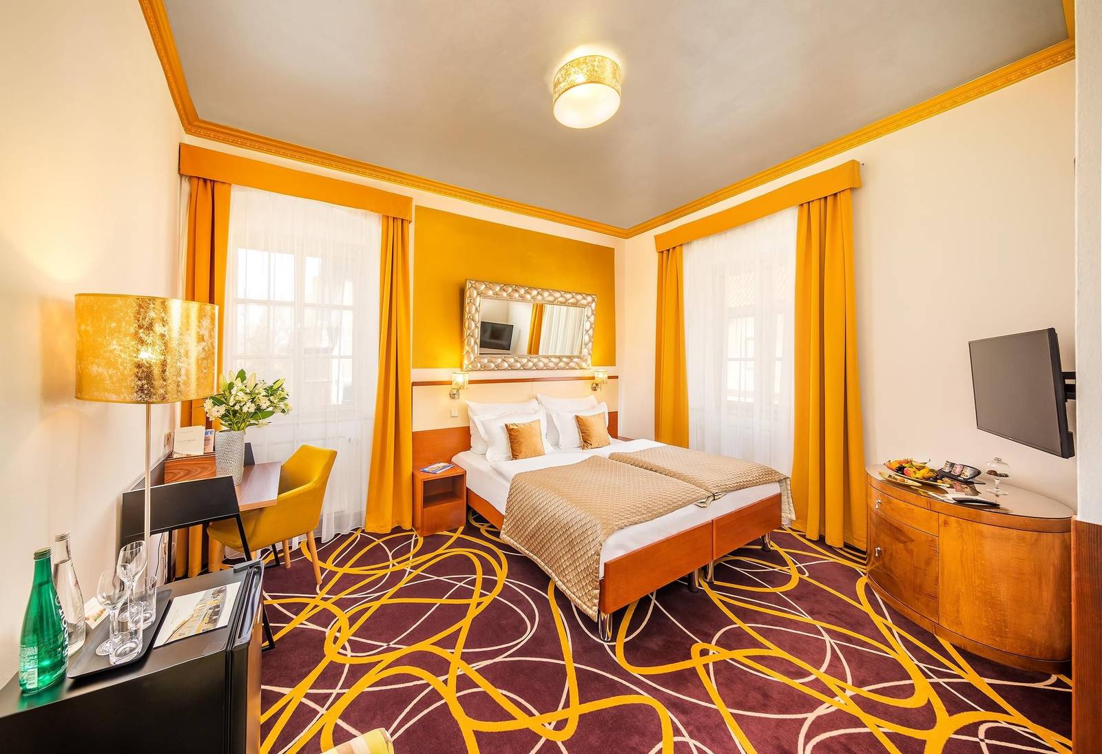 Hotel Bellevue Český Krumlov Deluxe 客房