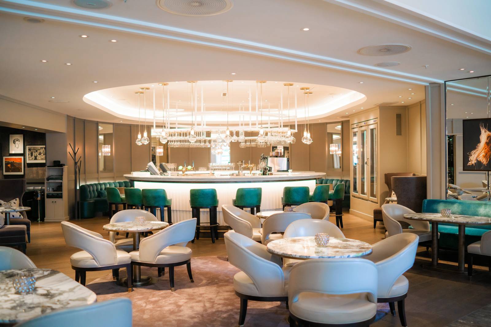 奧斯陸 Hotel Continental BAR BOMAN 大廳酒吧