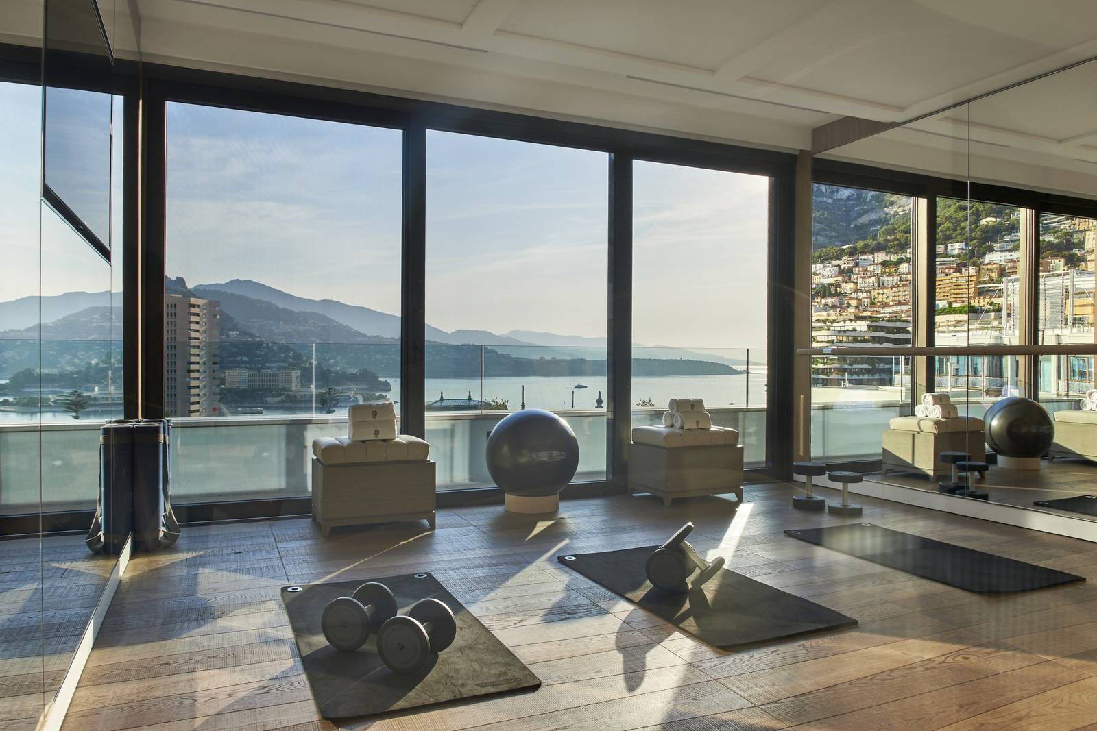 Wellness Sky Club 面向海景的健身房