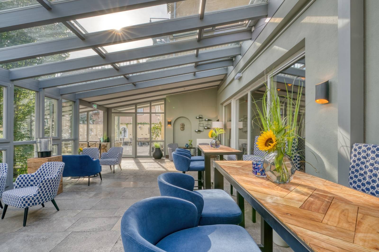 羅騰堡 Hotel Eisenhut 玻璃屋頂的冬季花園 lounge