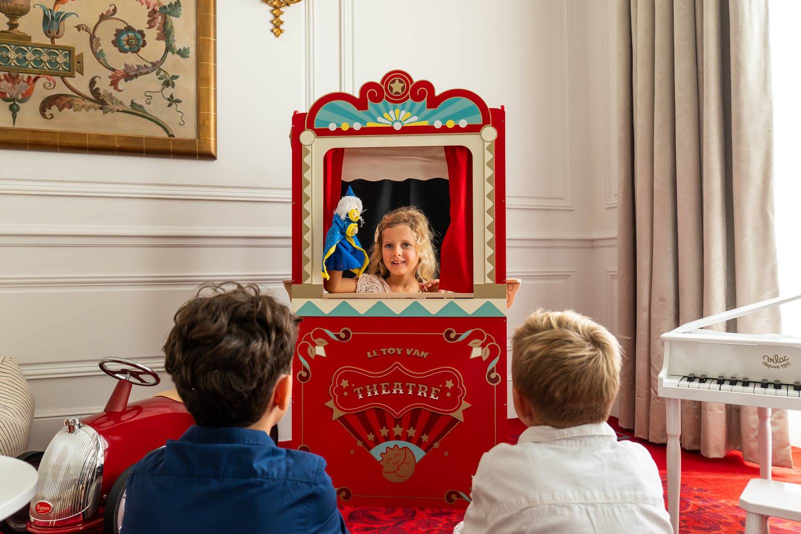 Hôtel Hermitage Monte-Carlo Kids Room 的木偶劇場