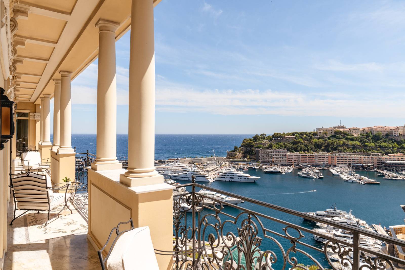 Hôtel Hermitage Monte-Carlo Diamond Suite 柱廊露台望向摩納哥港
