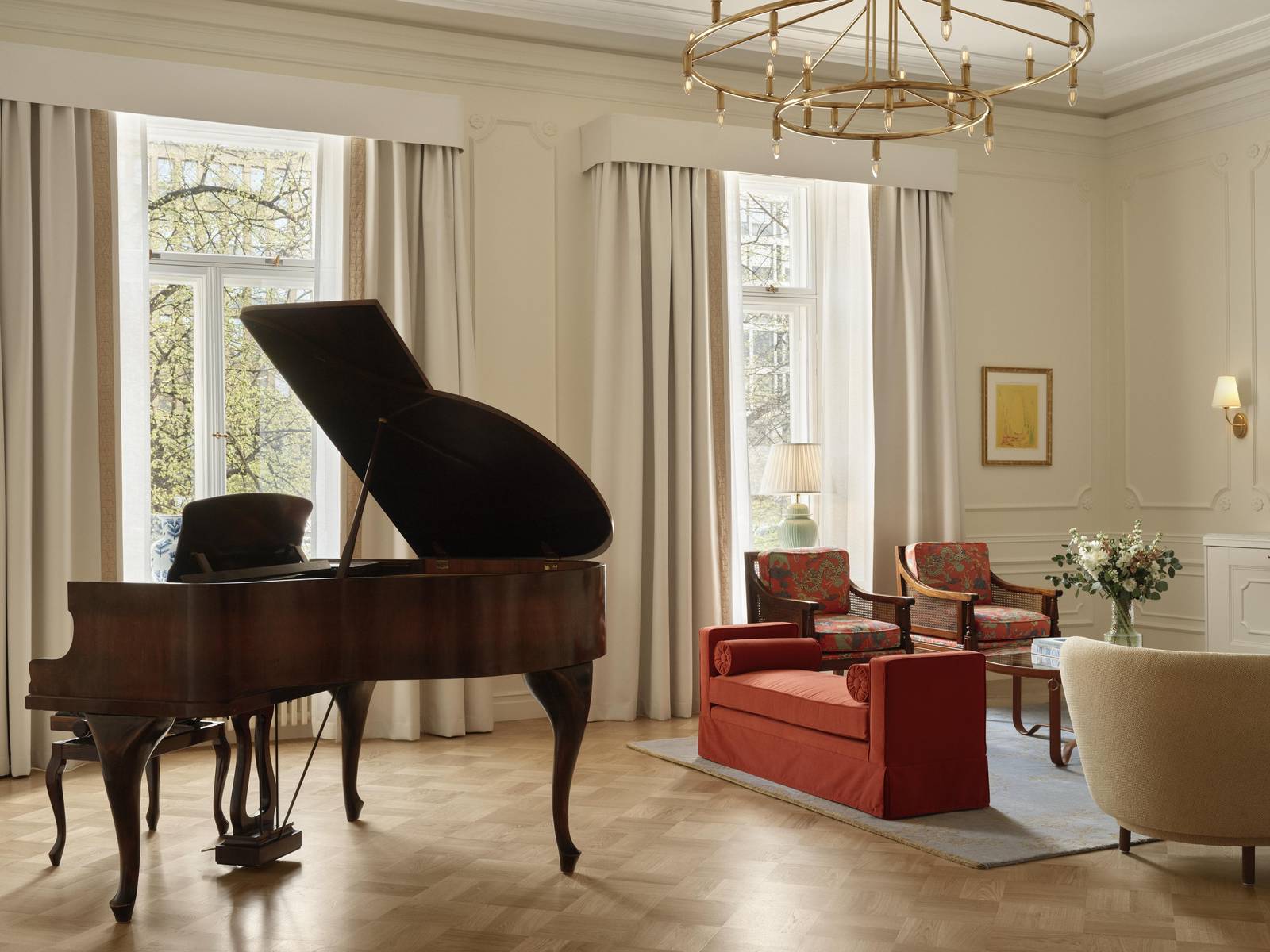 赫爾辛基 Hotel Kämp Sibelius Suite 起居室與三角鋼琴