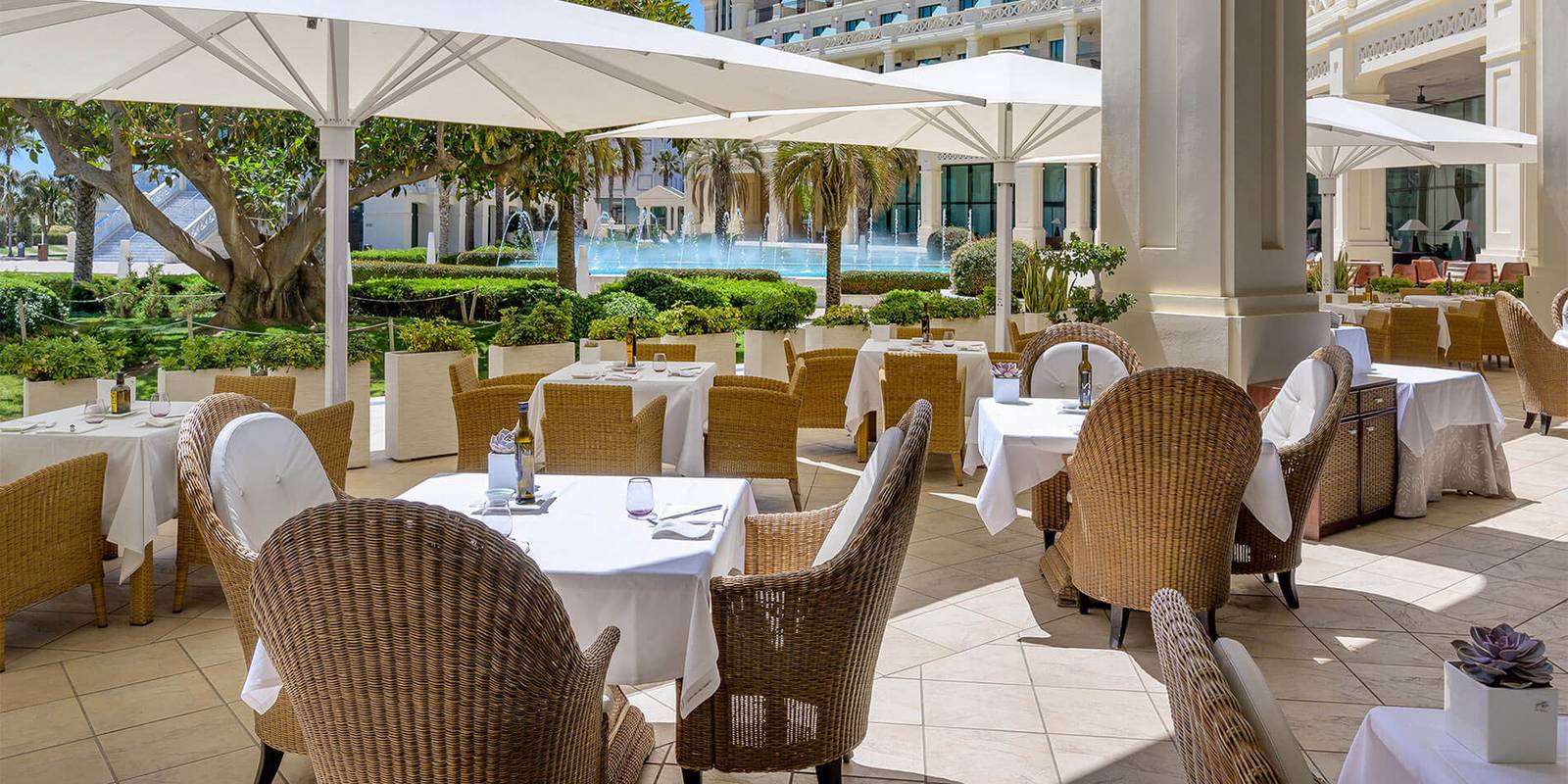 Sorolla Restaurant 戶外露台座位