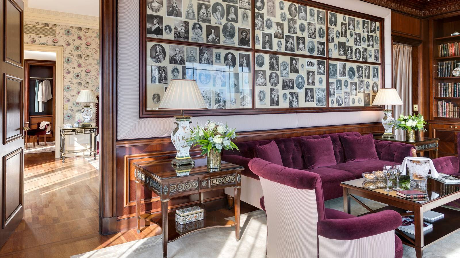 Hotel Metropole Monte-Carlo Carré d'Or Suite 起居室與書牆