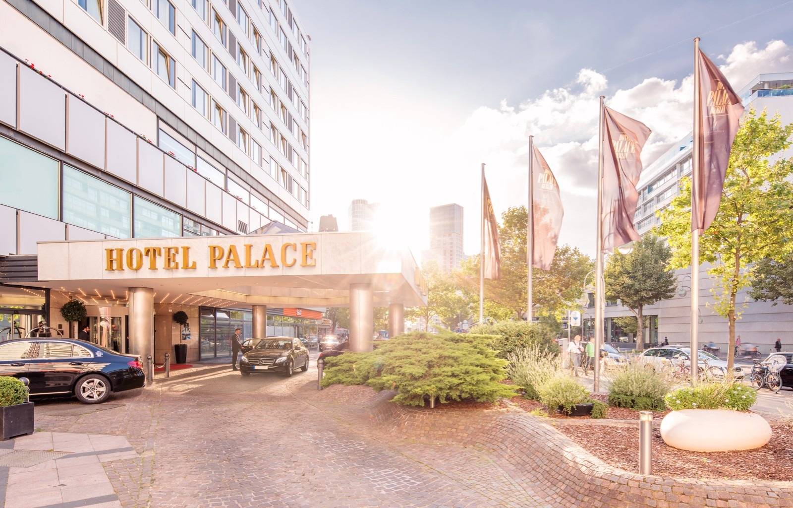 柏林 Hotel Palace Berlin 酒店入口車道