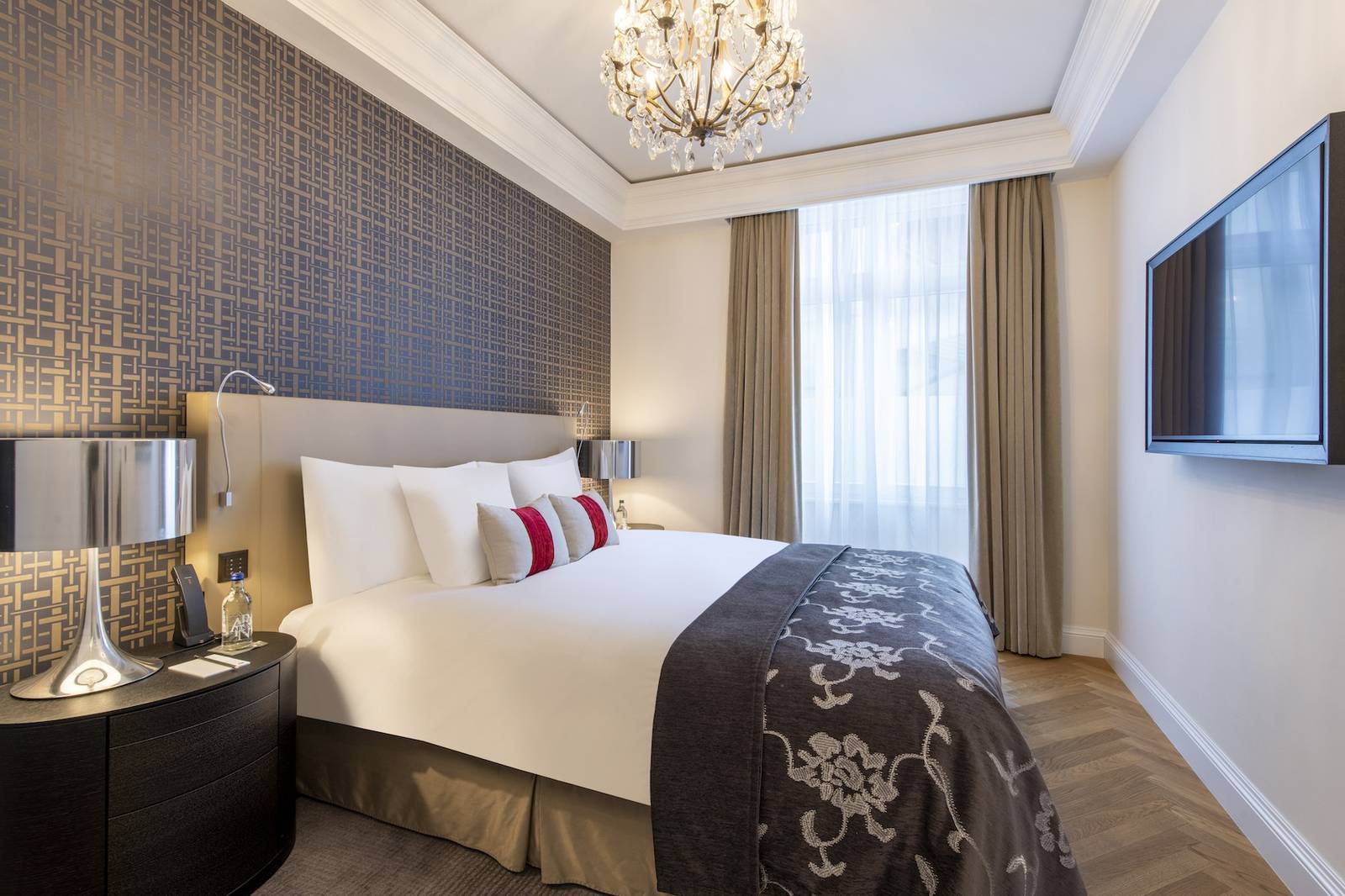 伯恩瑞士霍夫酒店 Boutique Junior Suite 臥室