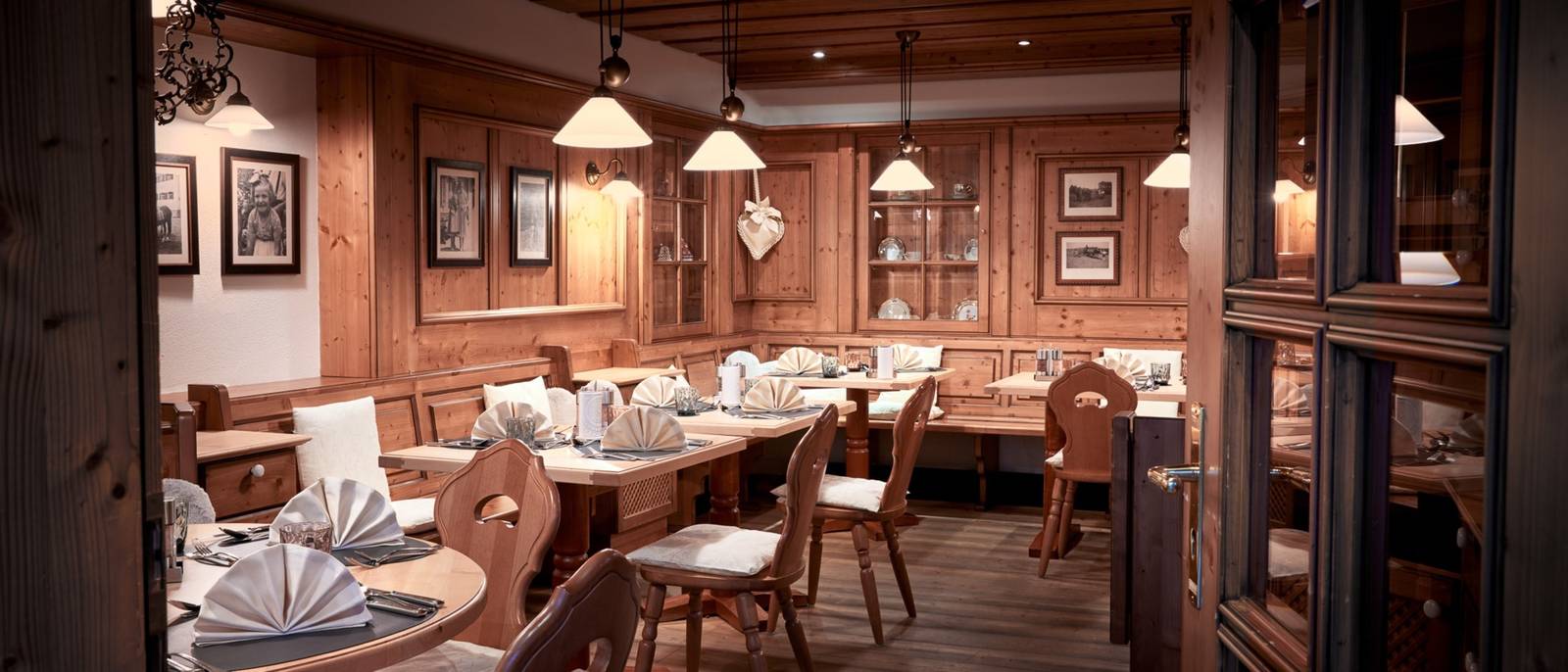 福森 Hotel Sommer Restaurant Sommer 用餐區
