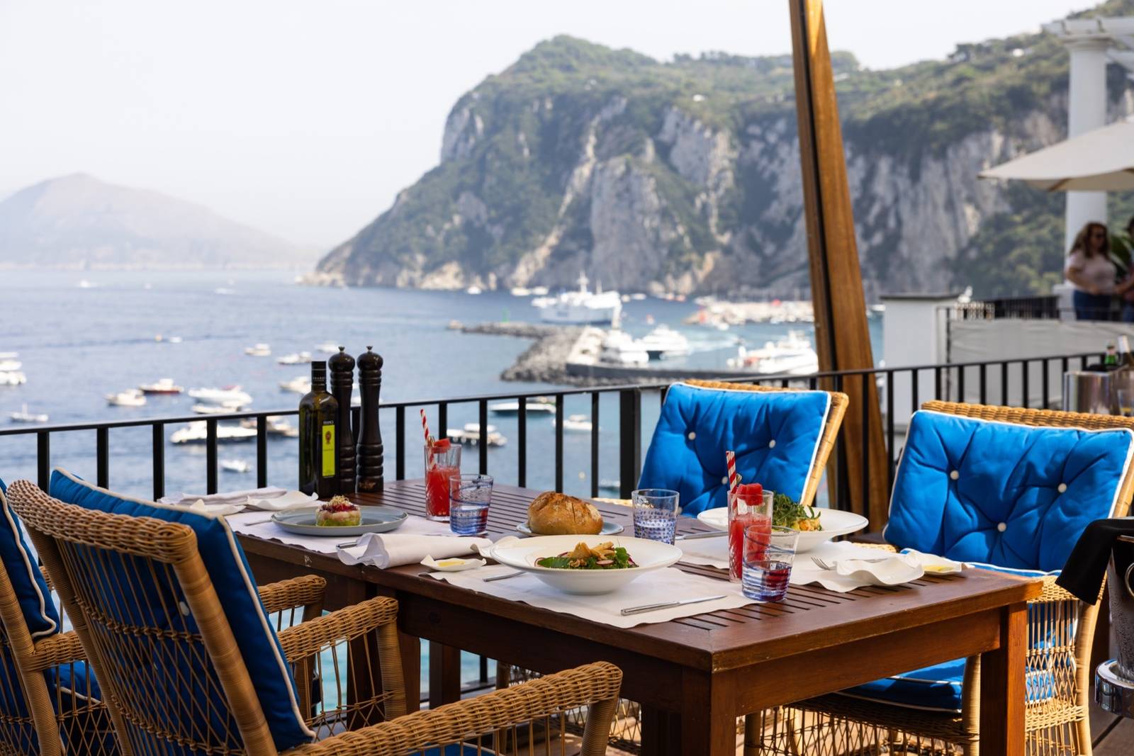 卡布里 J.K. Place Capri JKitchen 海景露台餐桌