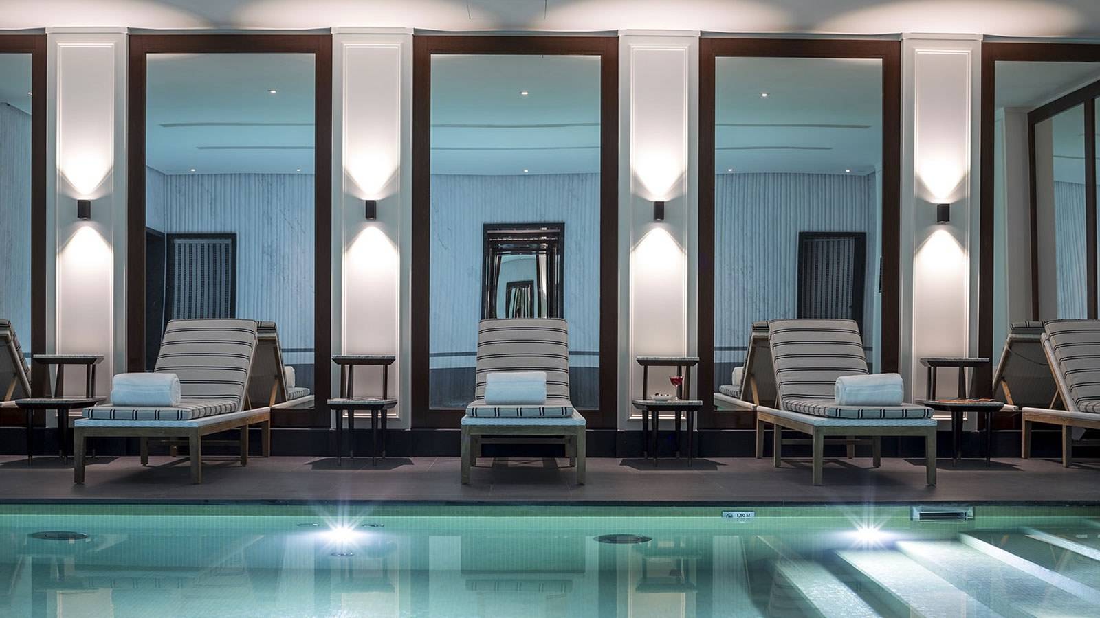 巴黎 J.K. Place Paris 室內泳池