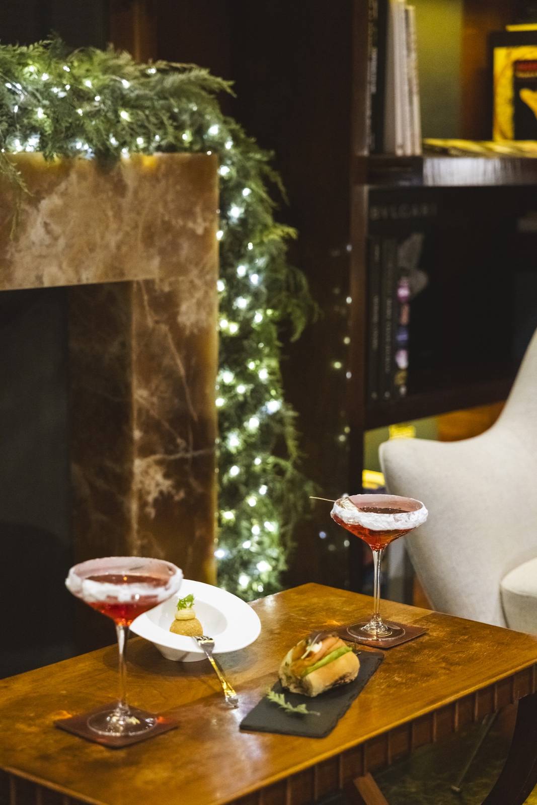 羅馬 J.K. Place Roma JKCafe 酒吧雞尾酒與大理石壁爐