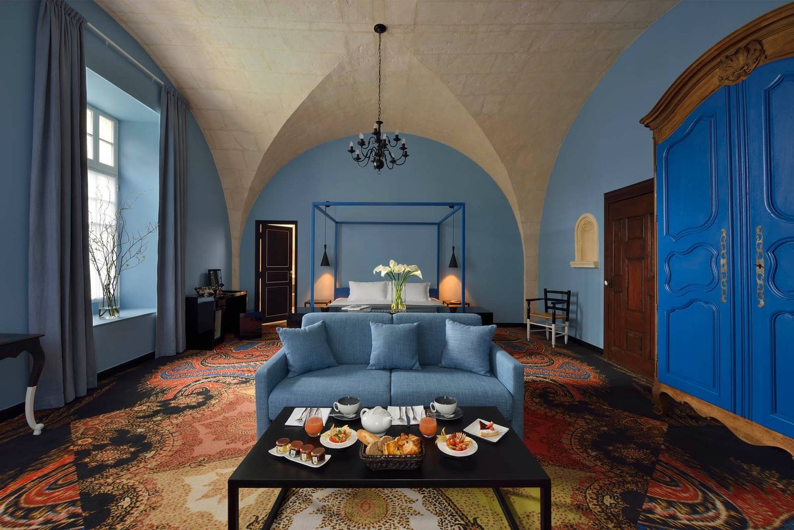 阿爾勒 Hôtel Jules César 拱頂套房起居區