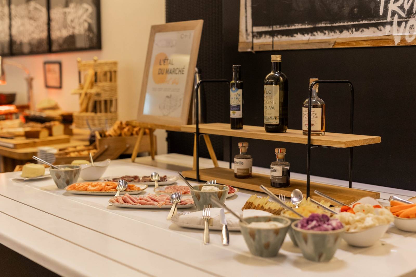 La Citadelle 酒店早餐自助吧