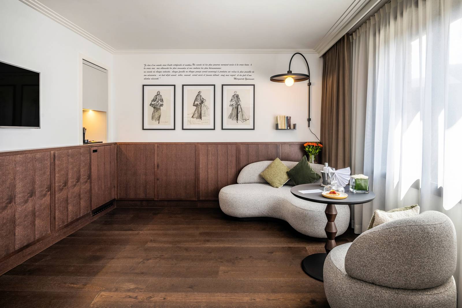 Le Louise Hotel 致敬套房起居區