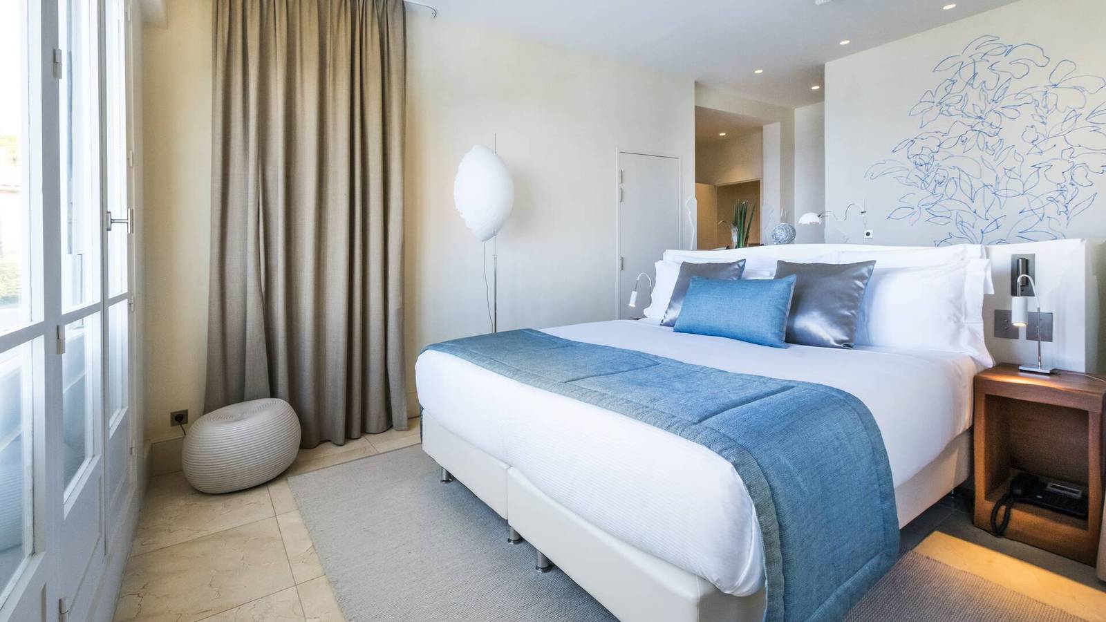 馬賽 Le Petit Nice Passedat 藍色床巾的 Executive 客房