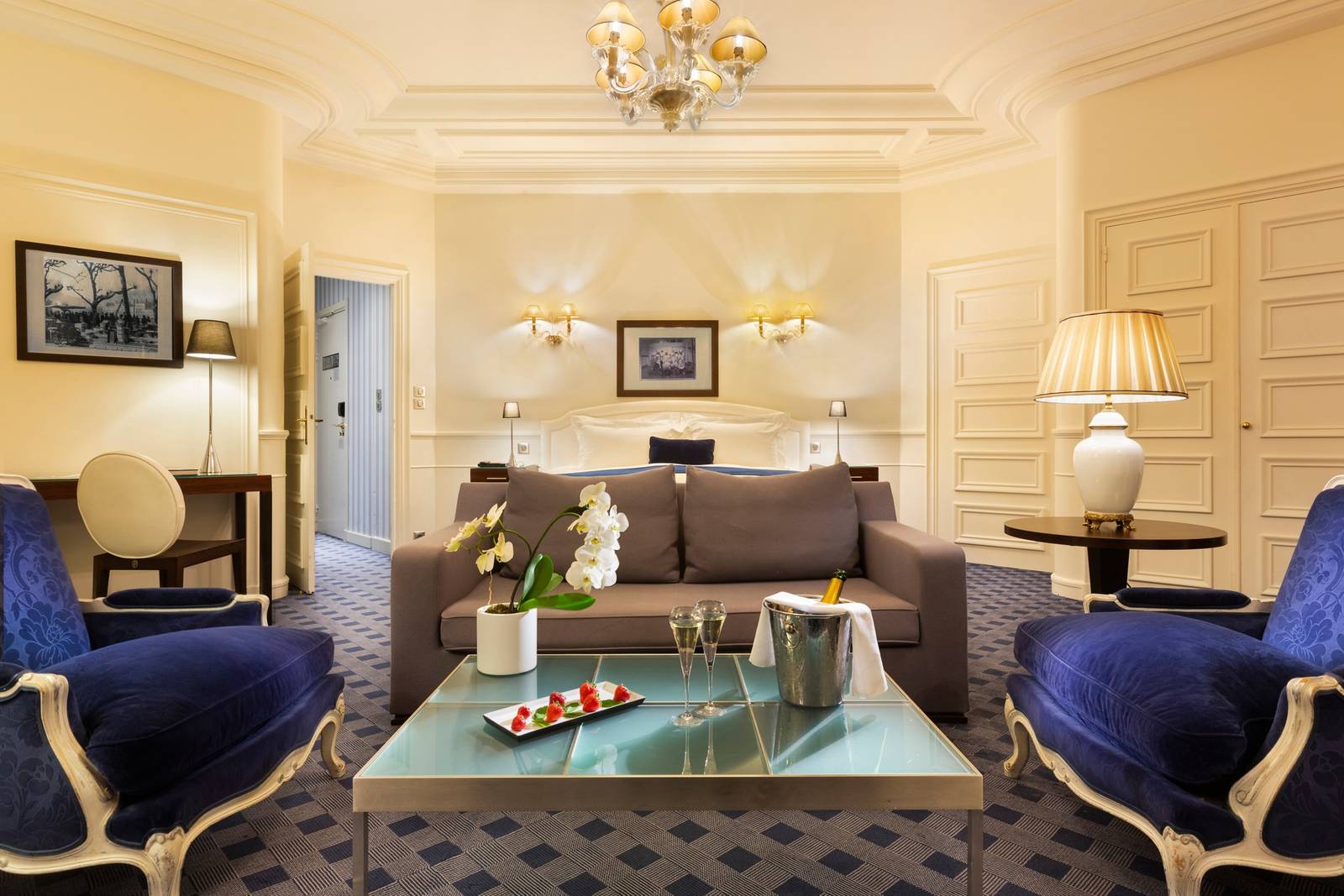 Le Royal Hotel Lyon Junior Suite 獨立起居空間