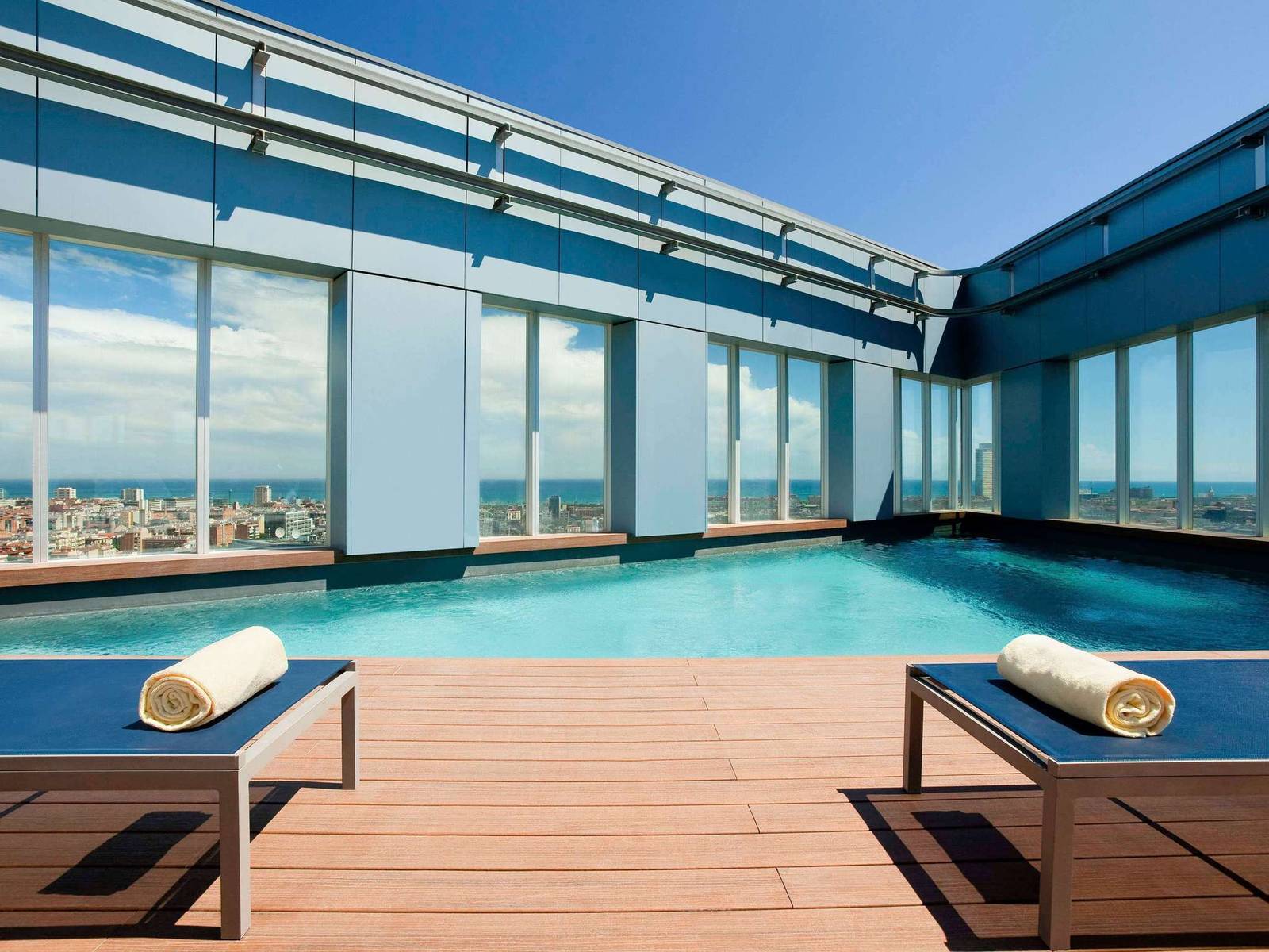 巴塞隆納 Novotel Barcelona City 19 樓戶外泳池