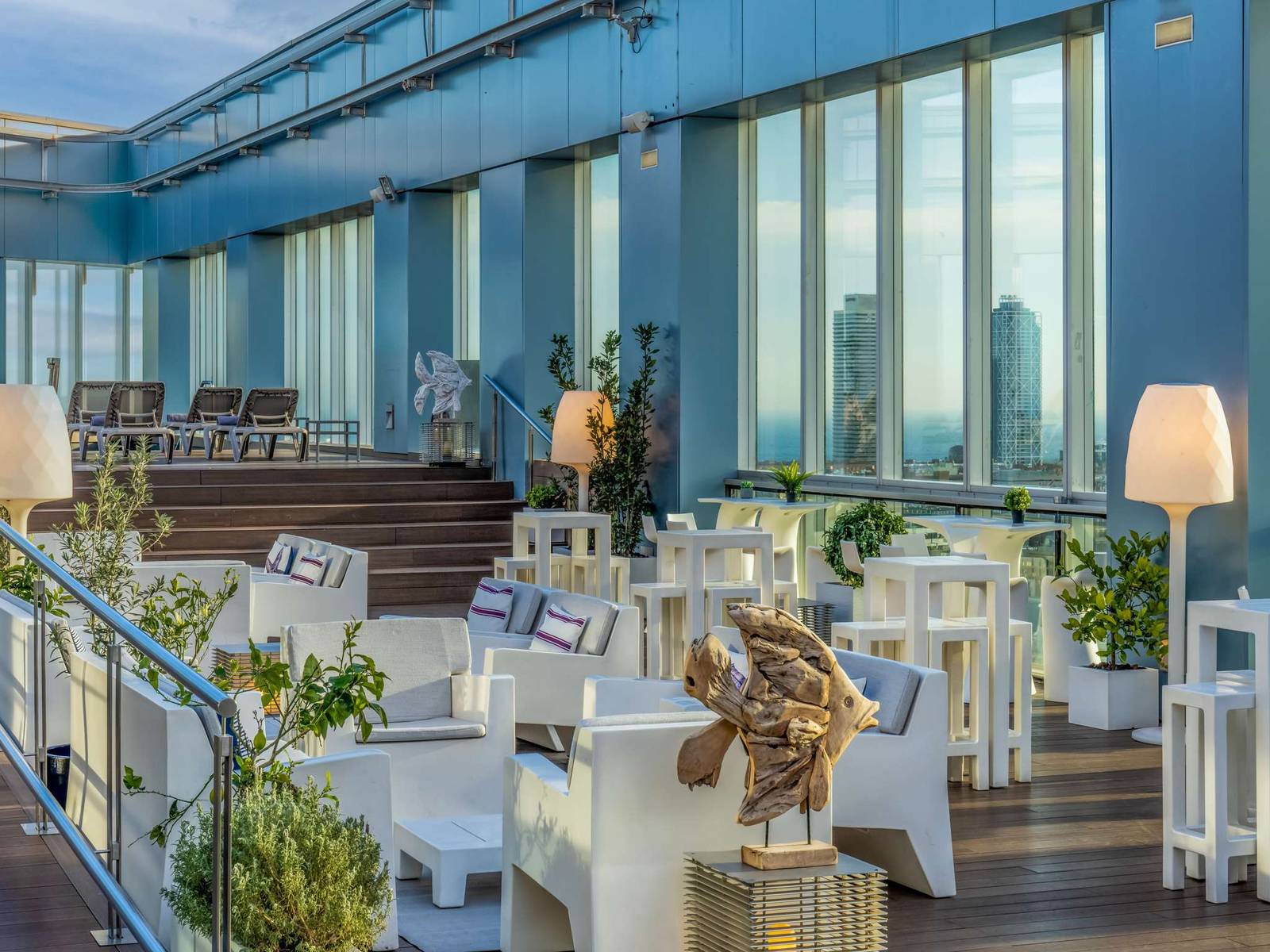 巴塞隆納 Novotel Barcelona City NOU19 頂樓酒吧