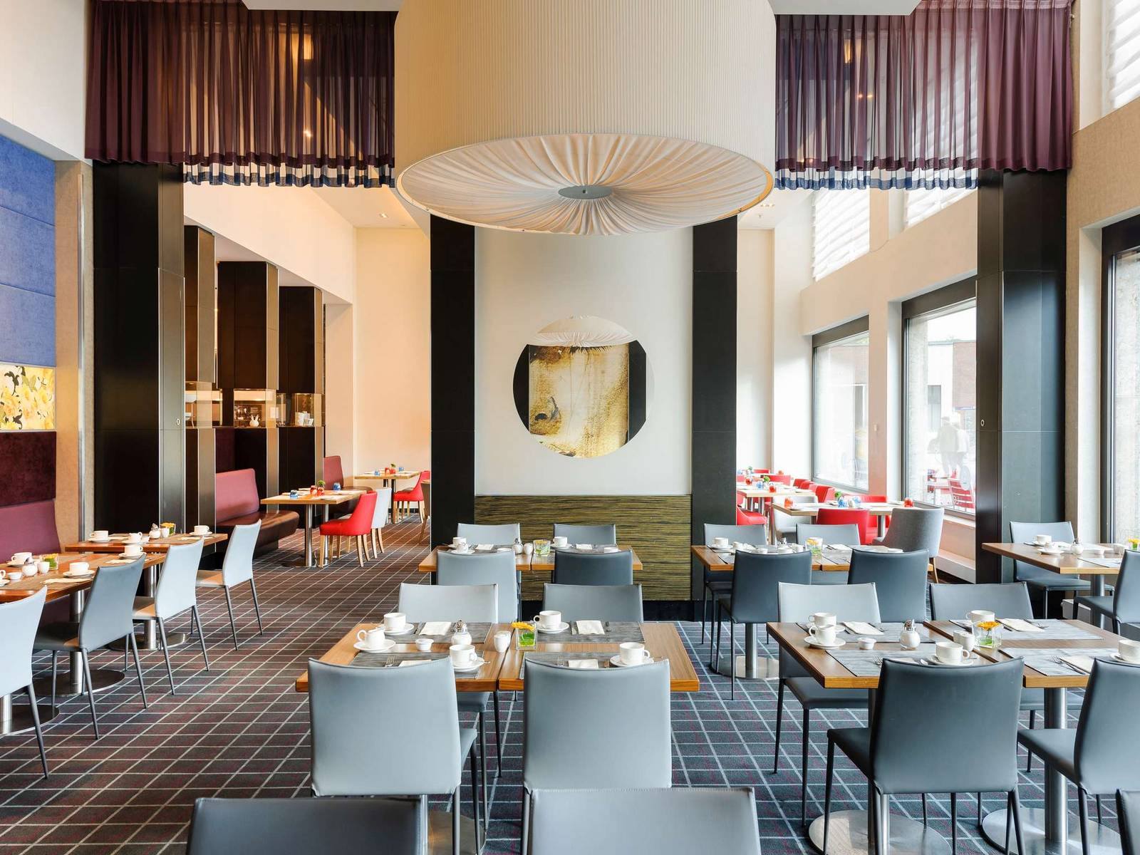 Novotel Berlin Am Tiergarten 早餐用餐區