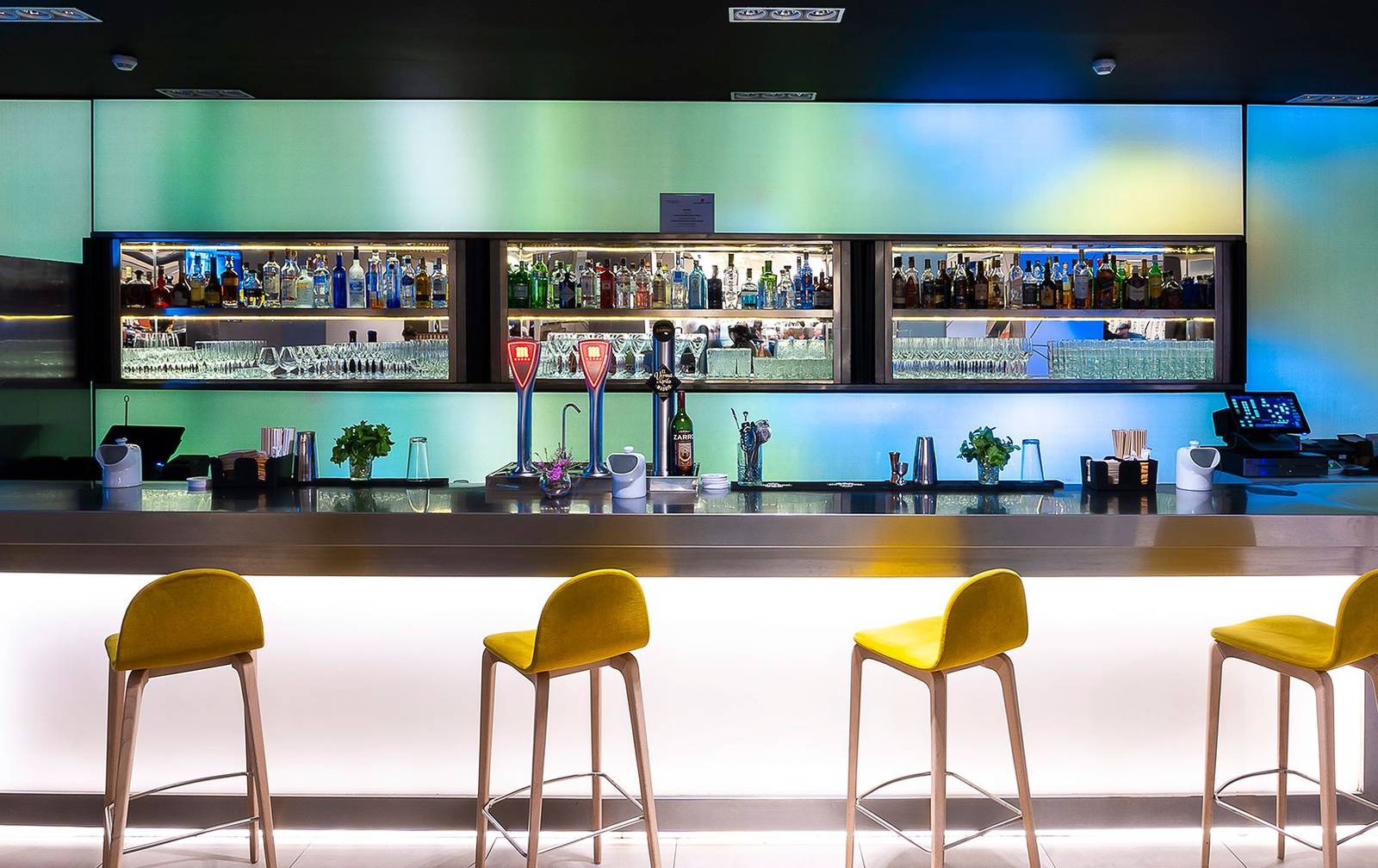 馬德里 Novotel Madrid Center 大廳 Eatbar 吧台