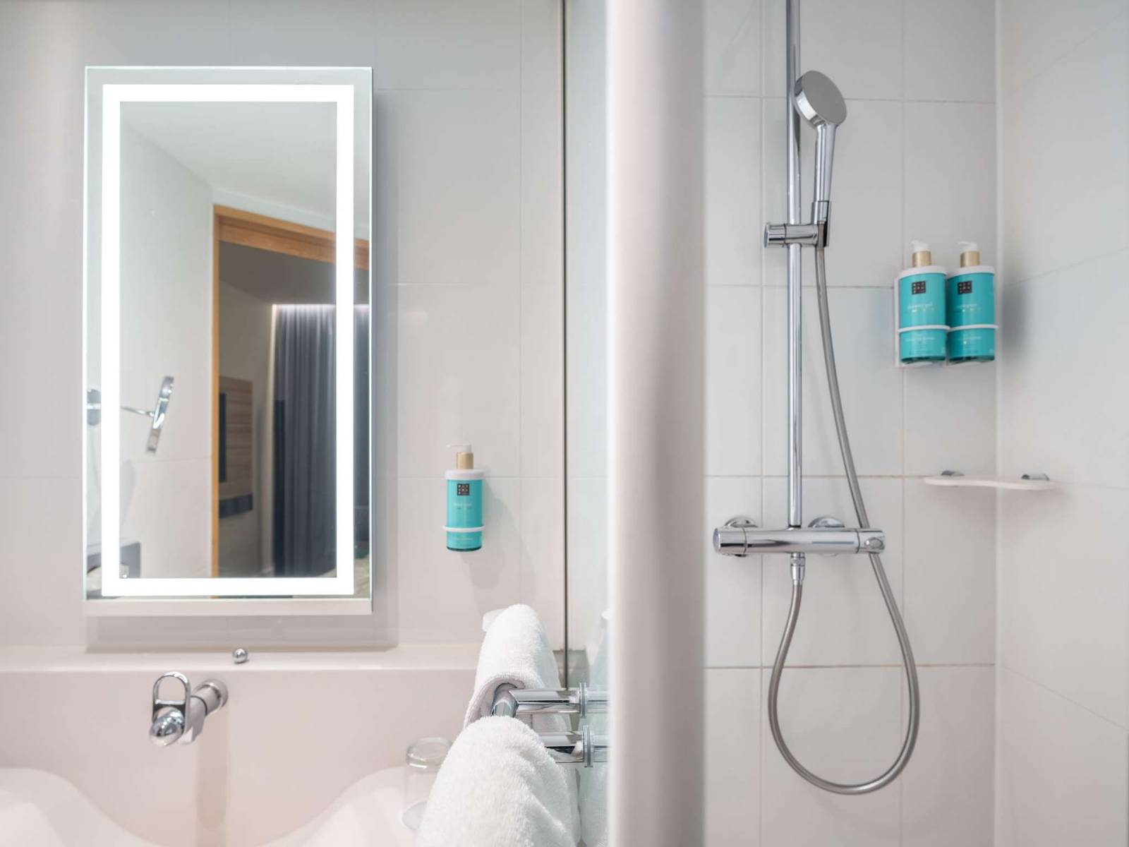 維也納 Novotel Wien City 客房淋浴間