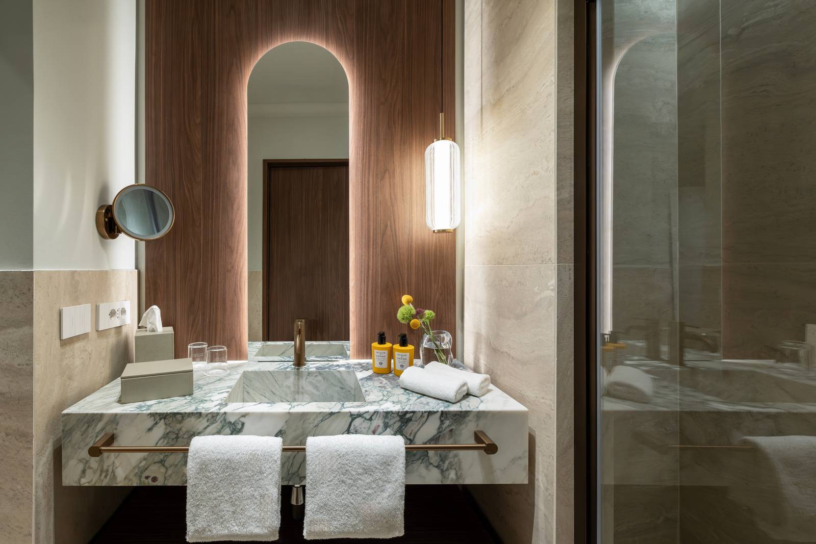 Palazzo Firenze Grand Deluxe 客房大理石浴室