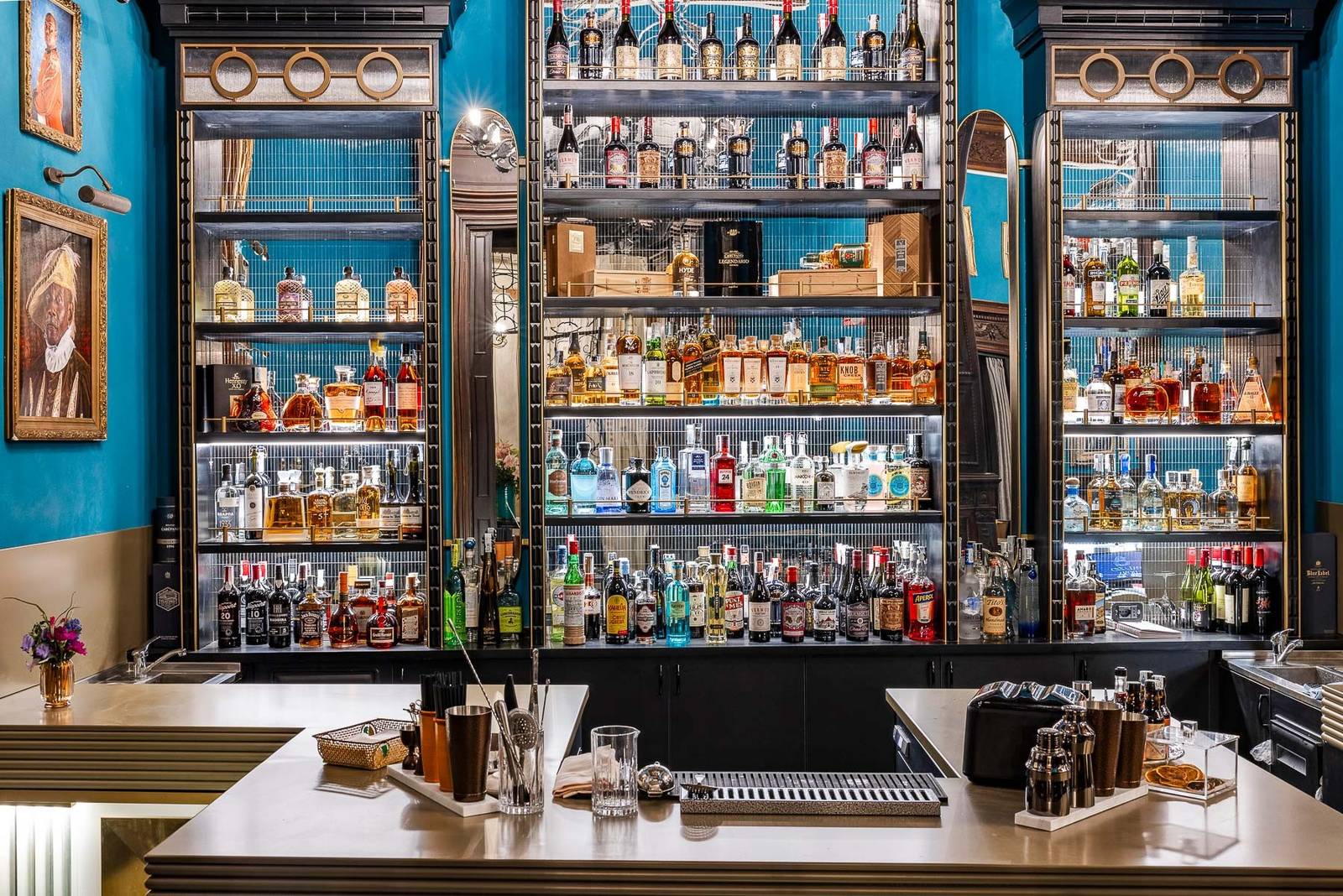 羅馬 Palazzo Roma Palazzo Bar 吧台酒櫃