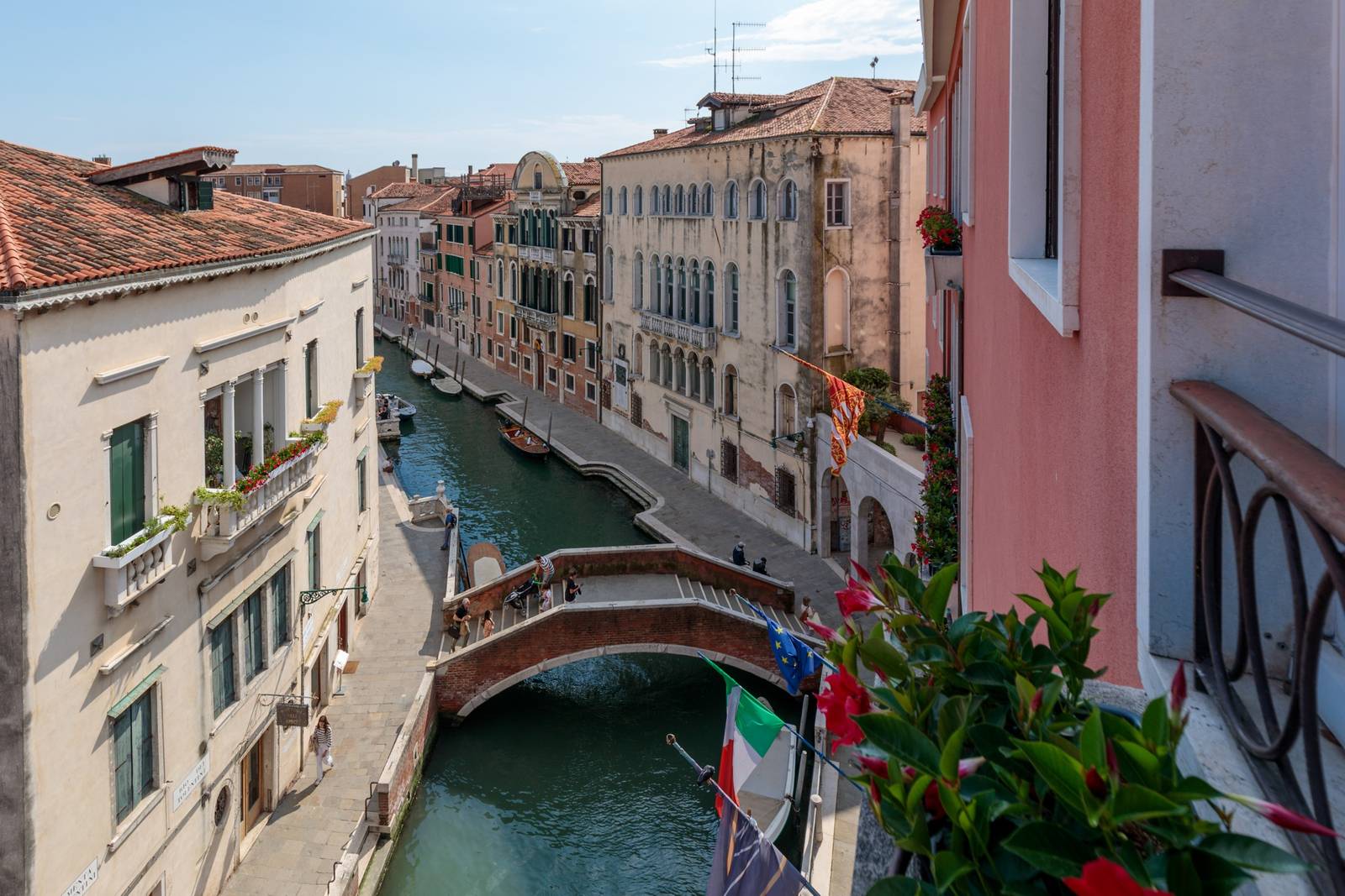 Papadopoli Hotel Venezia 客房窗外的威尼斯運河