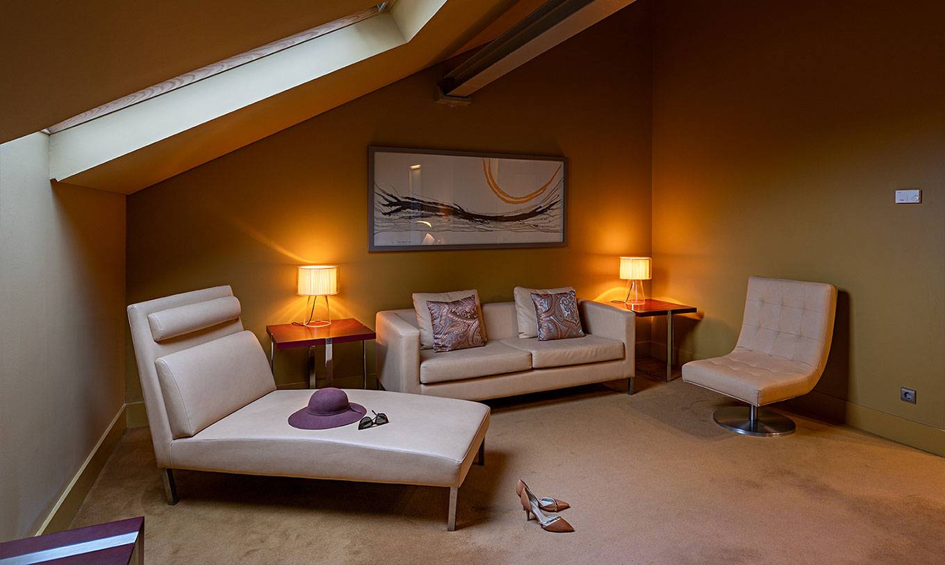 Loft Attic 閣樓房的起居區
