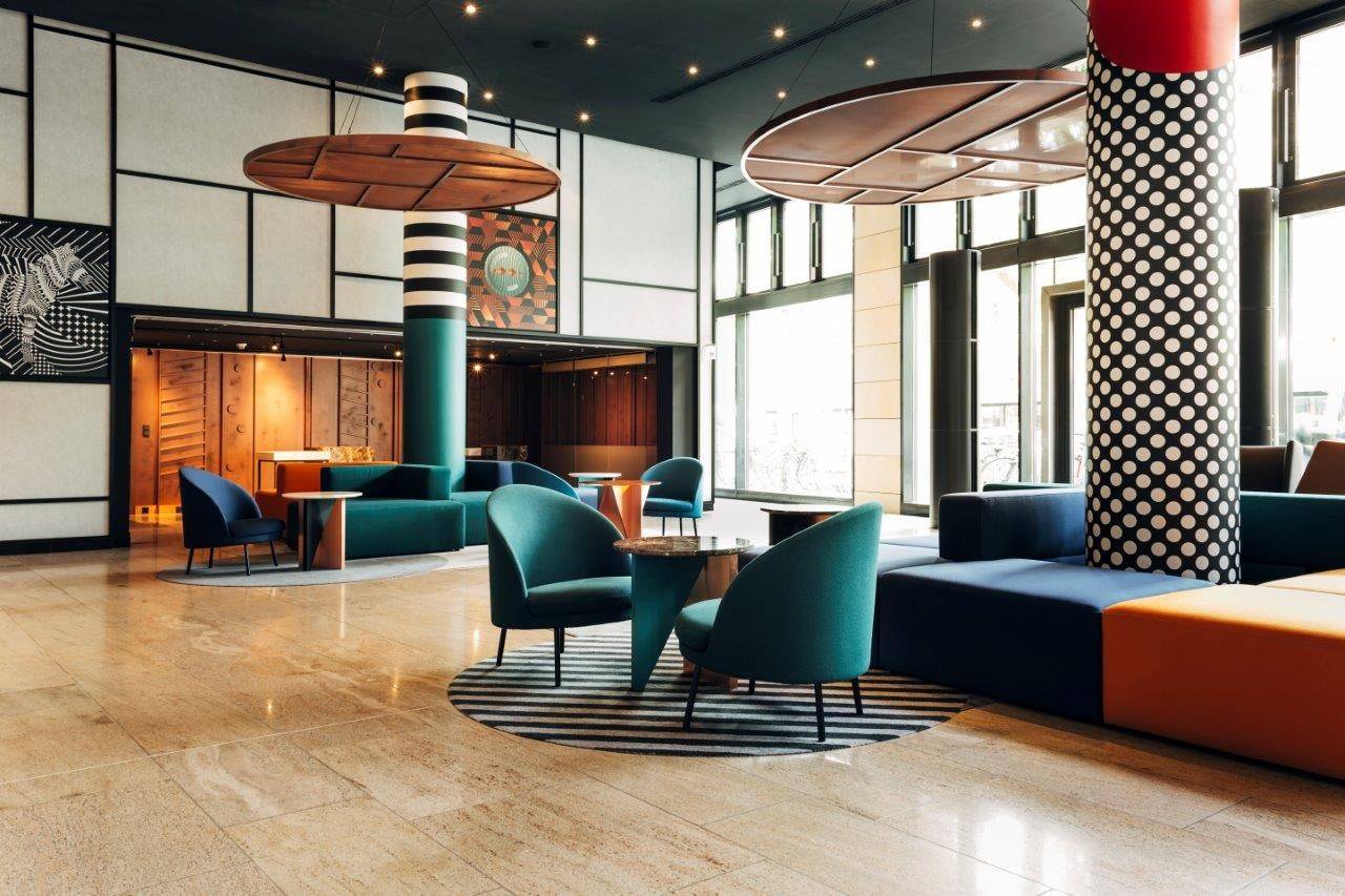 柏林 Pullman Berlin Schweizerhof 大廳休憩座位區