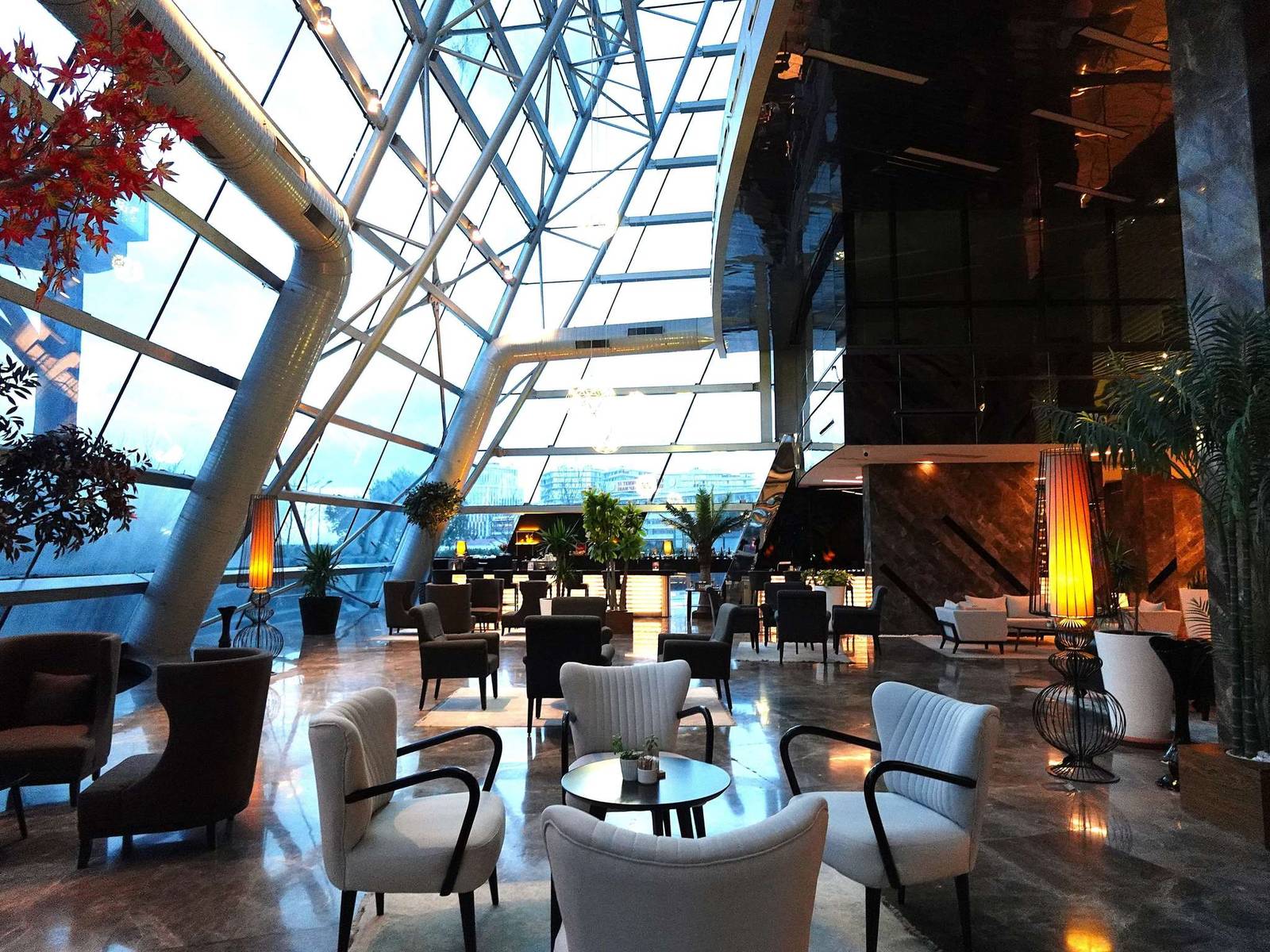 伊斯坦堡 Pullman 酒店中庭休憩區