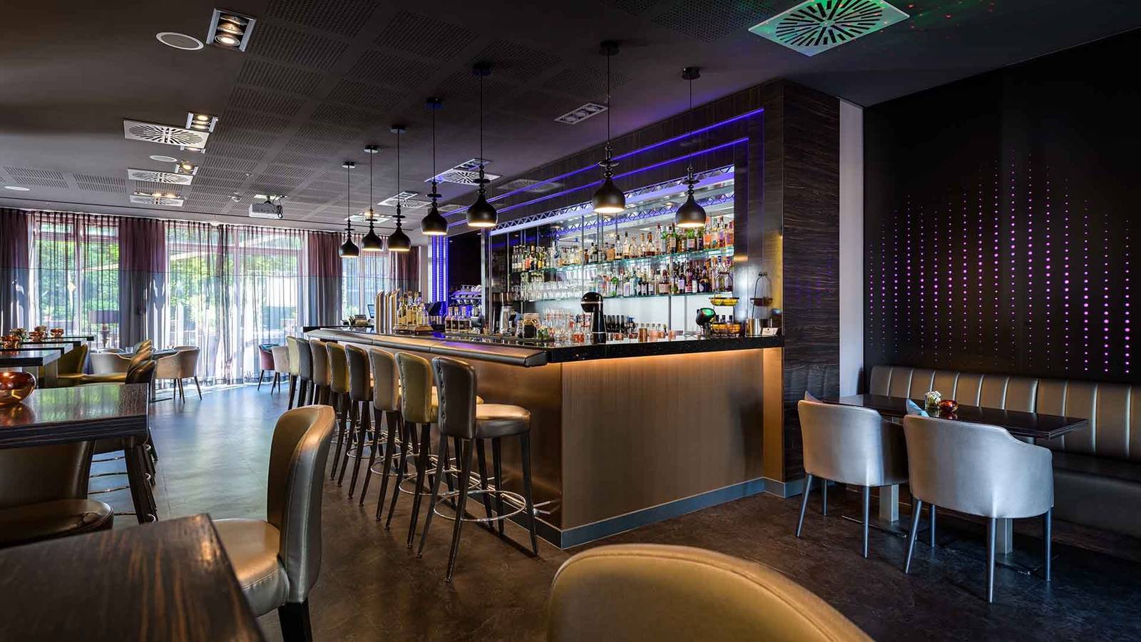 慕尼黑 Pullman Munich THEOS Bar 吧台