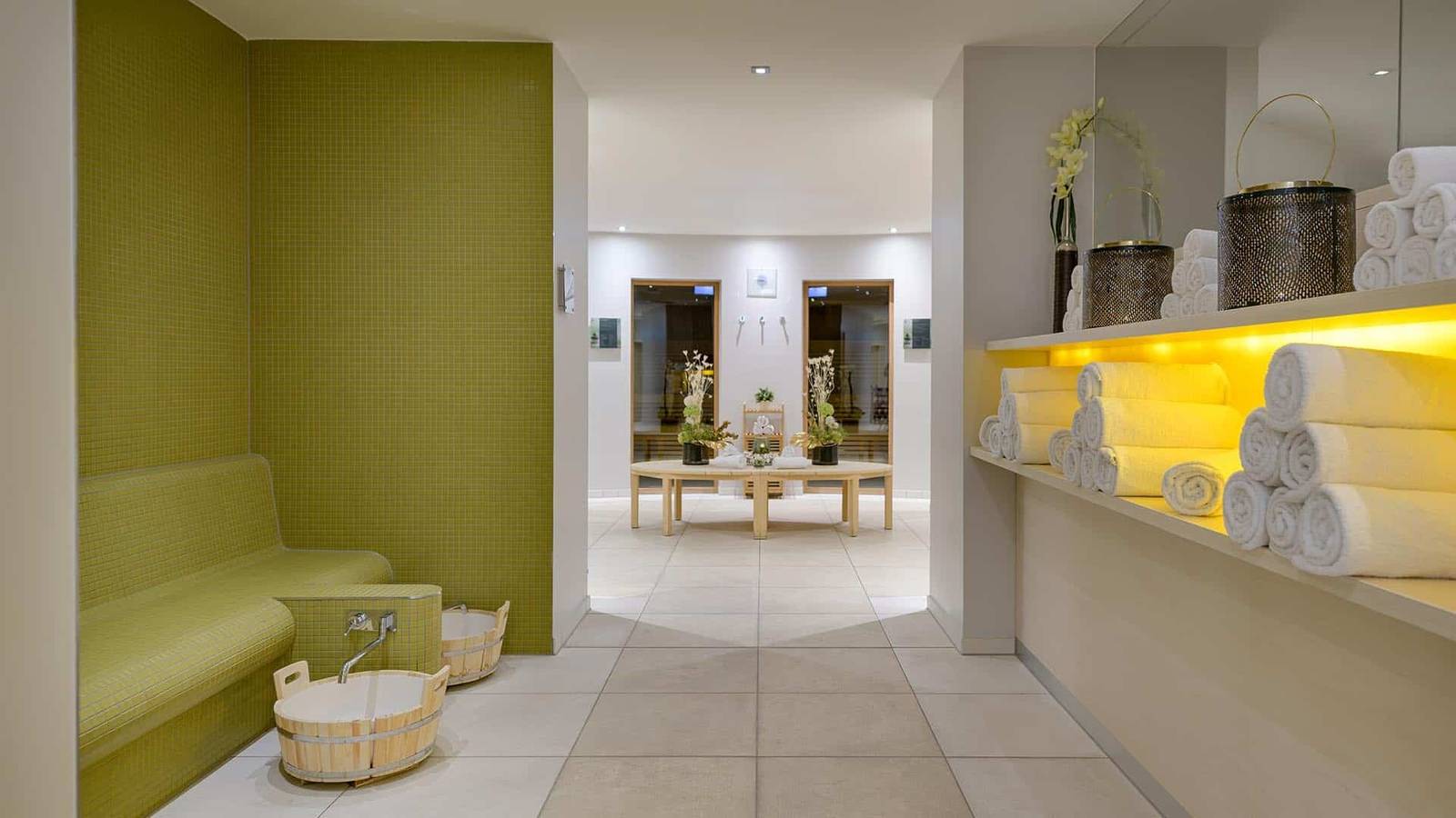 慕尼黑 Pullman Munich Garden Spa 入口休憩區