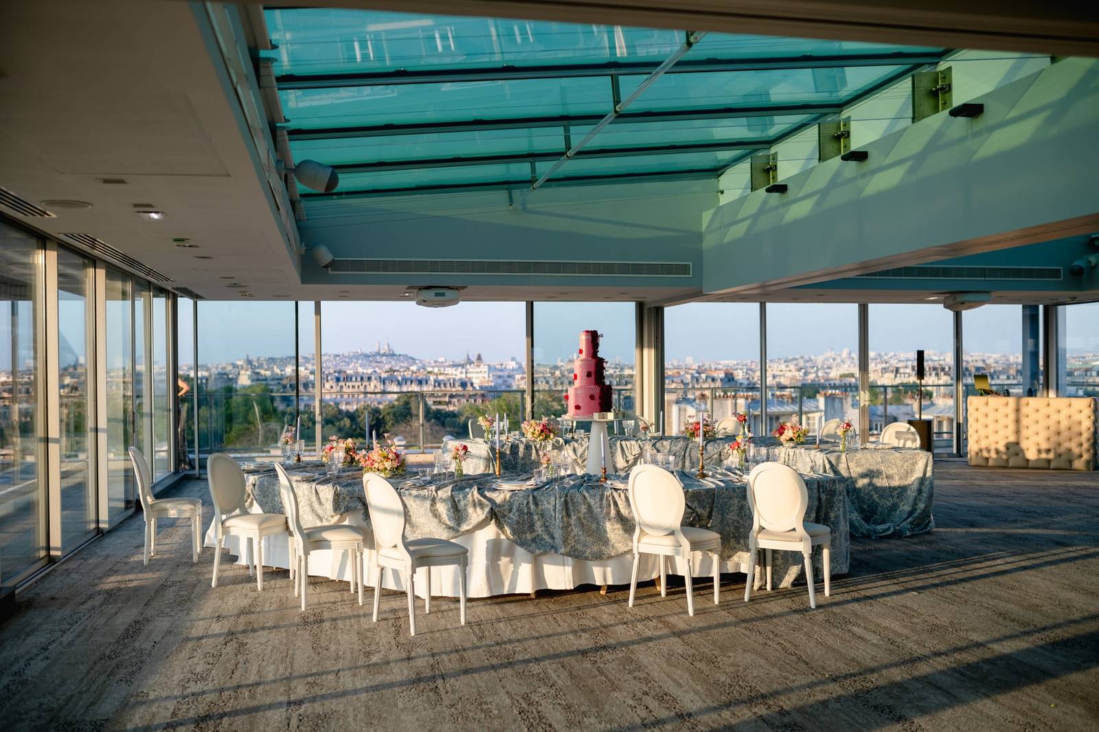 Pullman Paris Eiffel Tower 高樓層全景宴會廳
