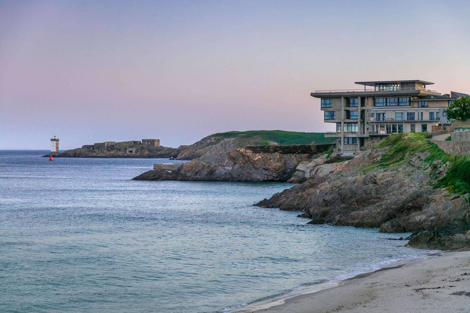 勒孔凱 Portez 海灘與岬角上的 Sainte-Barbe Hotel & Spa